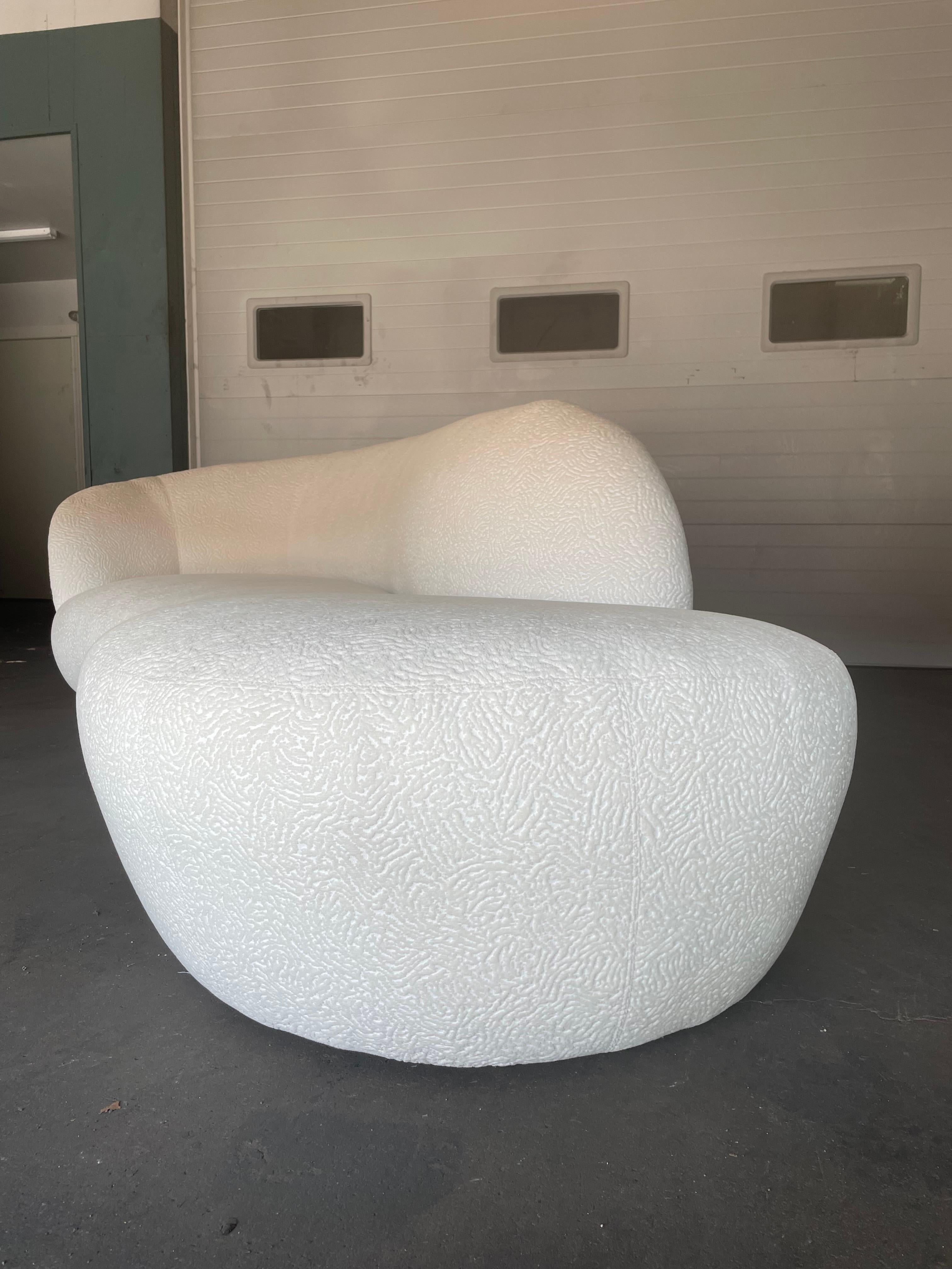 Late 20th Century Stunning White Weiman Preview Chaise Lounge