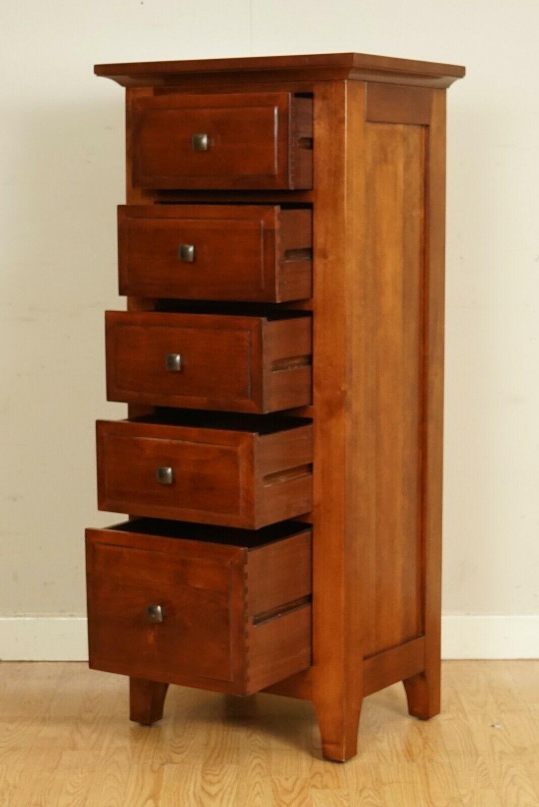Stunning Willis & Gambier Hardwood Tallboy Chest of Drawers Part of Suite 2
