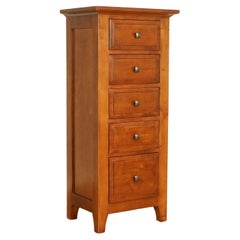 Stunning Willis & Gambier Hardwood Tallboy Chest of Drawers Part of Suite