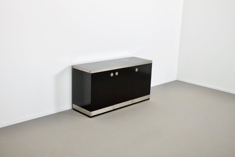 Stunning Willy Rizzo Bar / Sideboard in Black and Stainless Steel, Italy, 1969 In Good Condition For Sale In Echt, NL