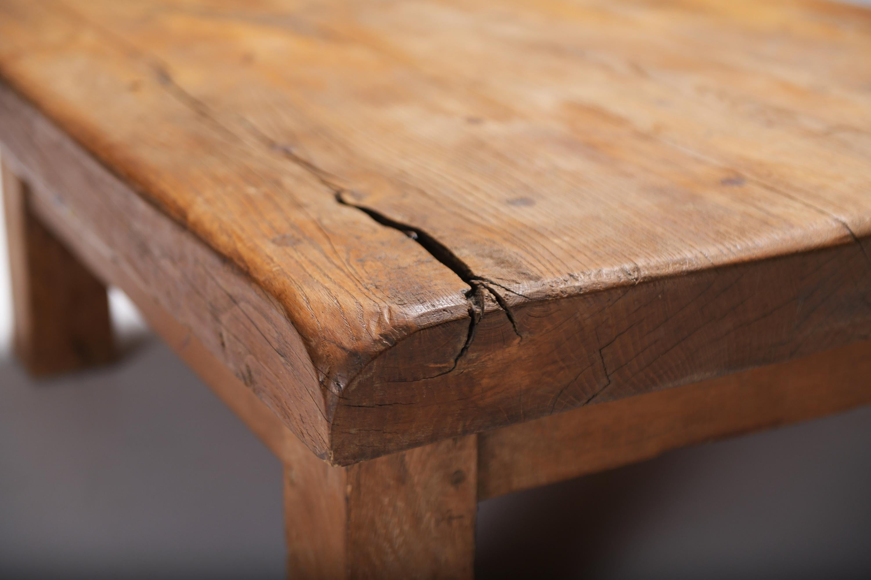 Stunning wooden Coffee table style brutalist / wabi sabi / japandi - France 1