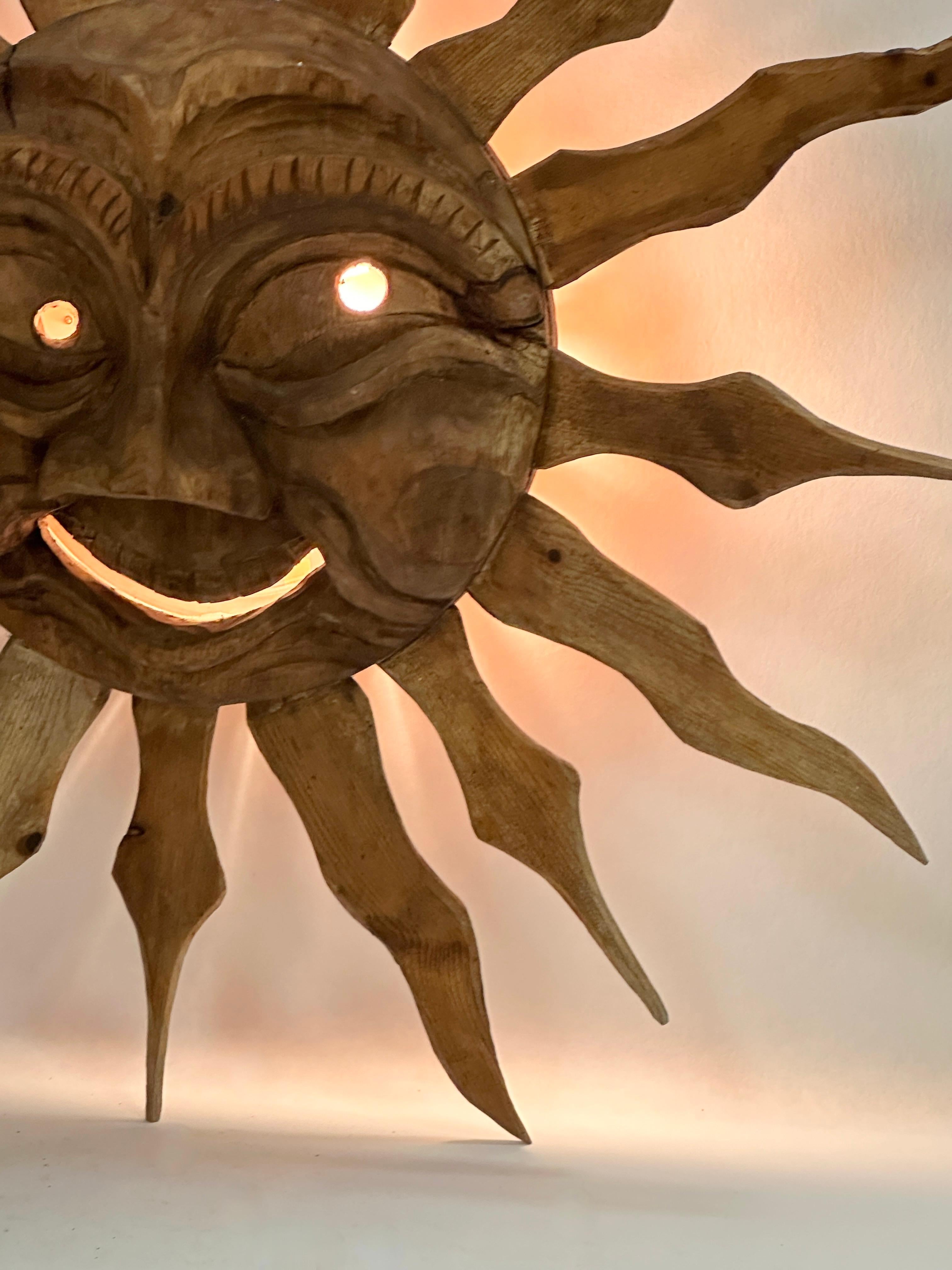 Hand-Carved Stunning Wood Carved Sun Face Sunburst Wall Light Sculpture 1950s For Sale