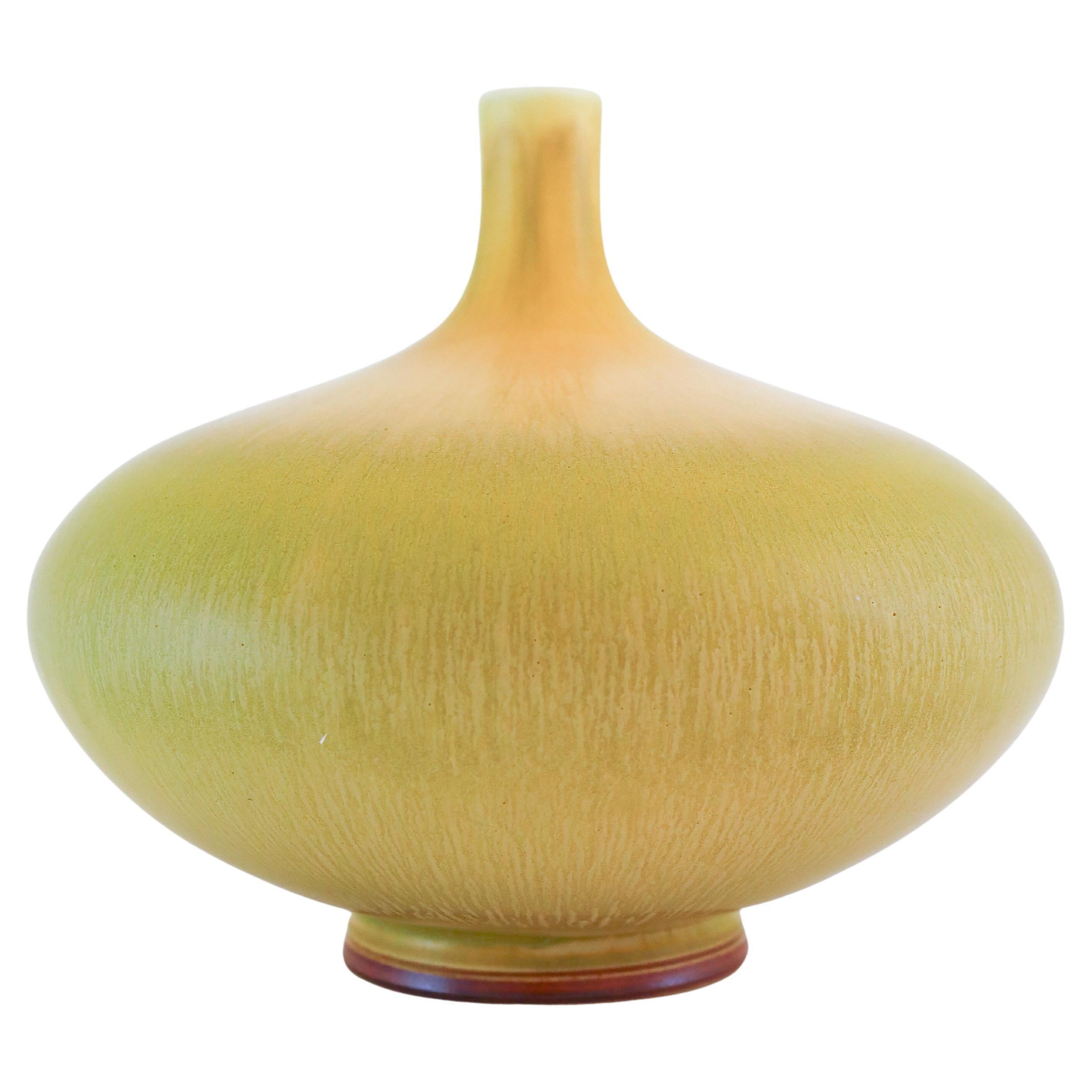 Stunning Yellow Stoneware Vase, Berndt Friberg, Gustavsberg - 1968