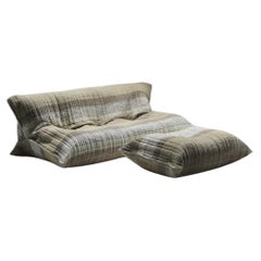 Stunning YOKO + pouf in new Jacquard wool fabric - Michel Ducaroy - Ligne Roset