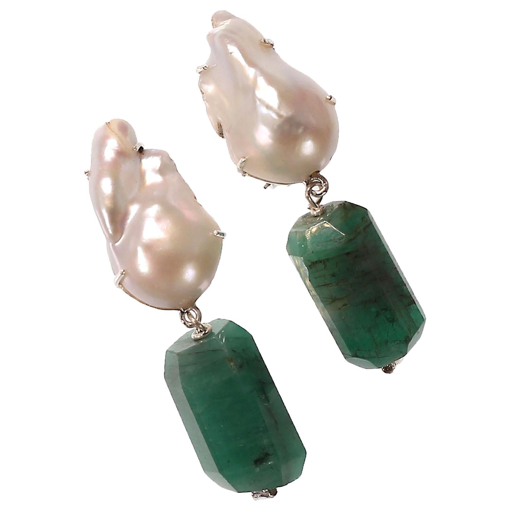 Gemjunky Stunningly Elegant Emerald and Baroque Pearl Earrings