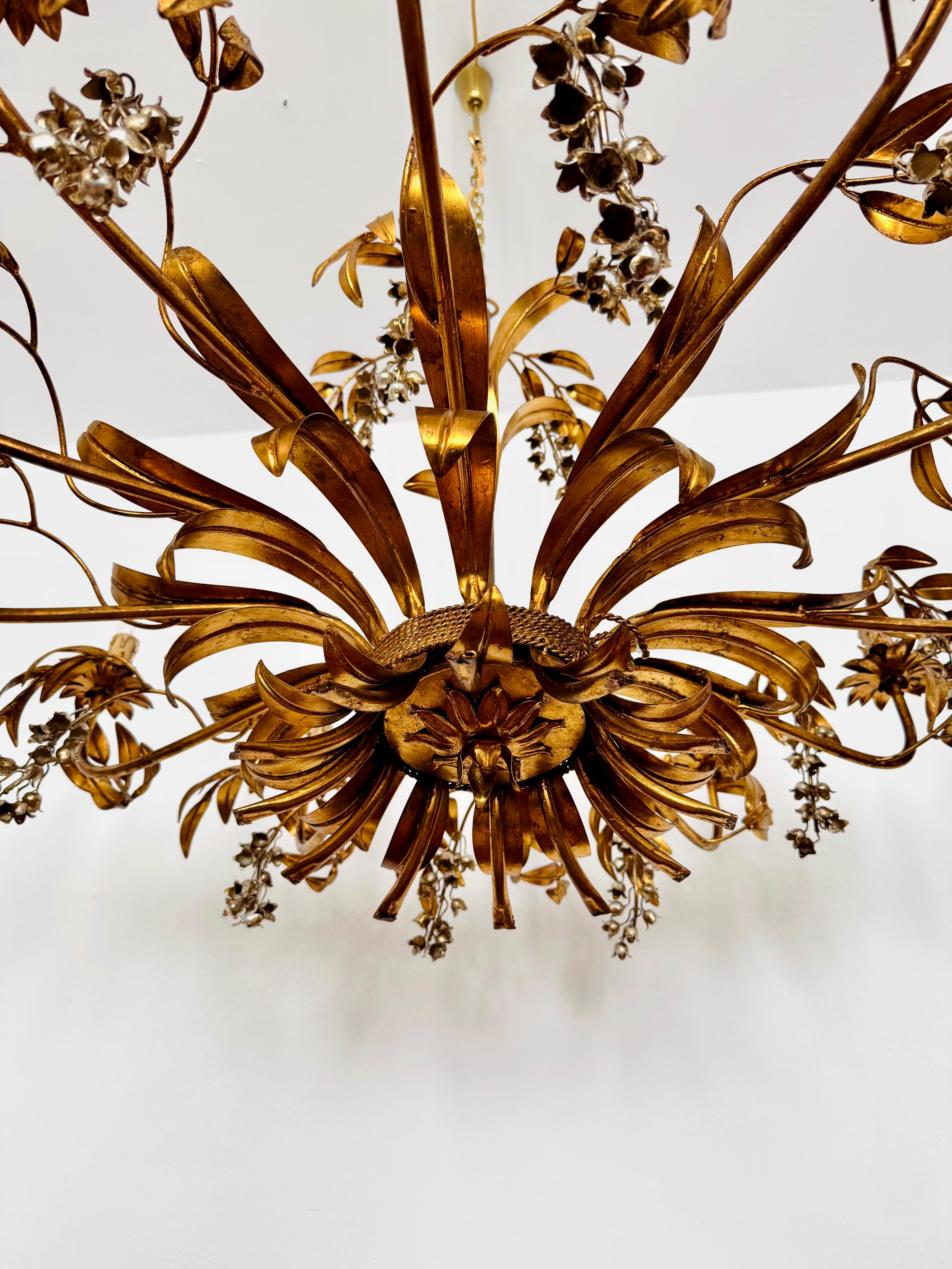 Grande lampadario italiano Hollywood Regency di Hans Kög in vendita 5