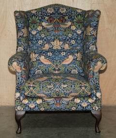 STUNNINGLY RESTORED WiLLIAM MORRIS STRAWBERRY THIEF FABRIC WINGBACK ARMCHAIR