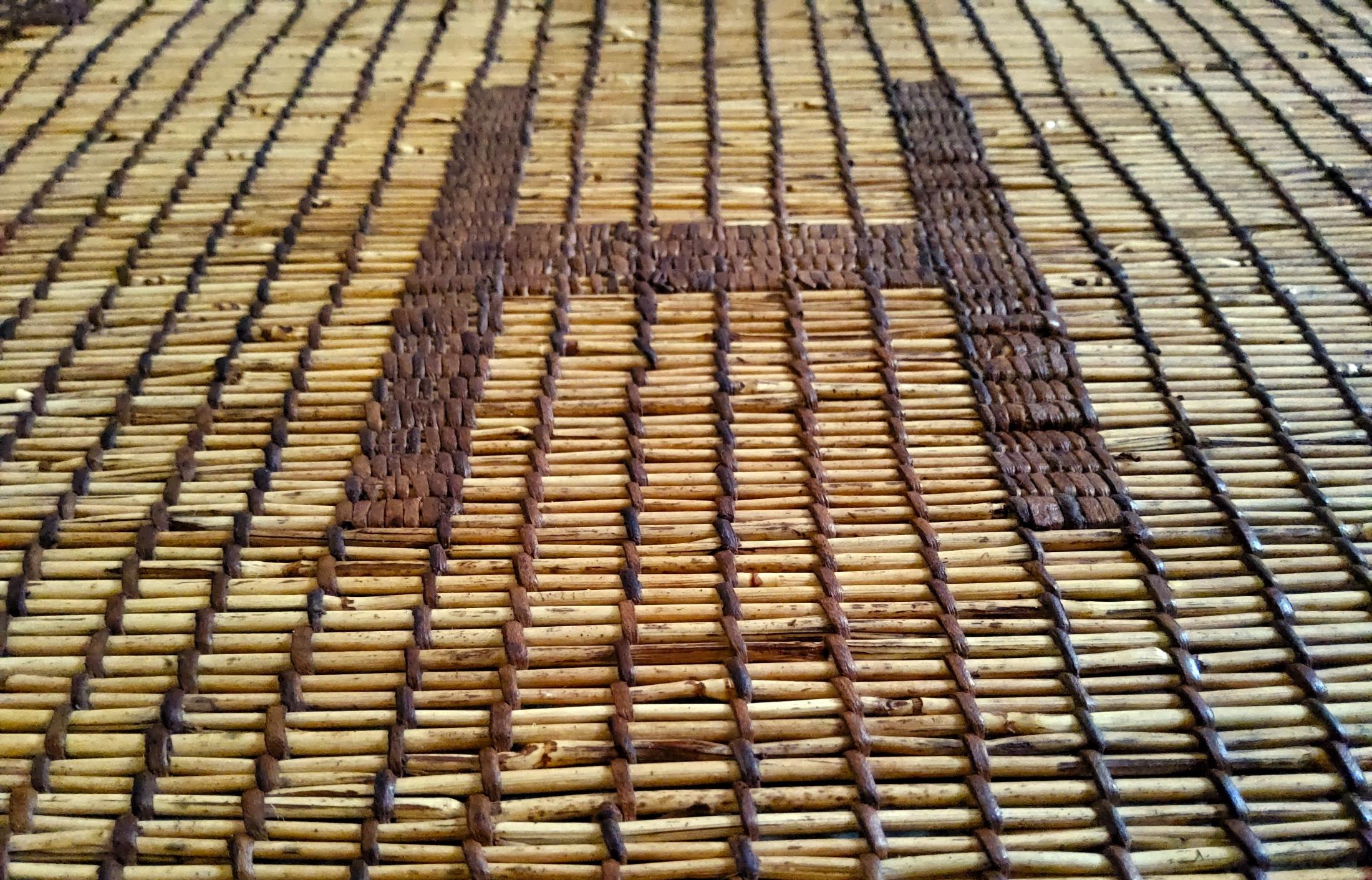 Late 20th Century Stuoia Tuareg Berbera vintage anni '70 in Giunco e Pelle, Mauritania, 380x305 cm in vendita