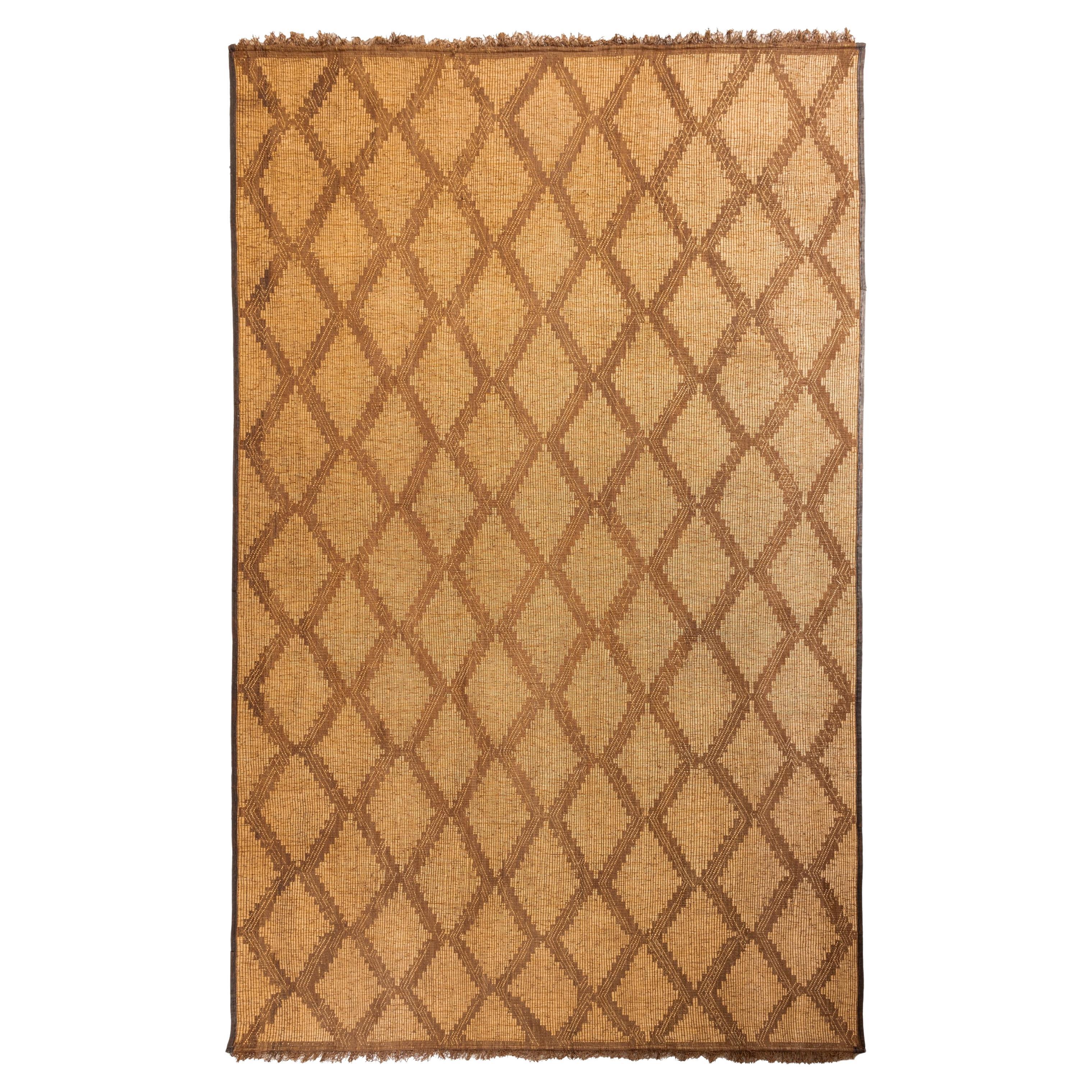 Stuoia Tuareg Berbera vintage anni
70 in Giunco e Pelle, Mauritania, 425x267 cm