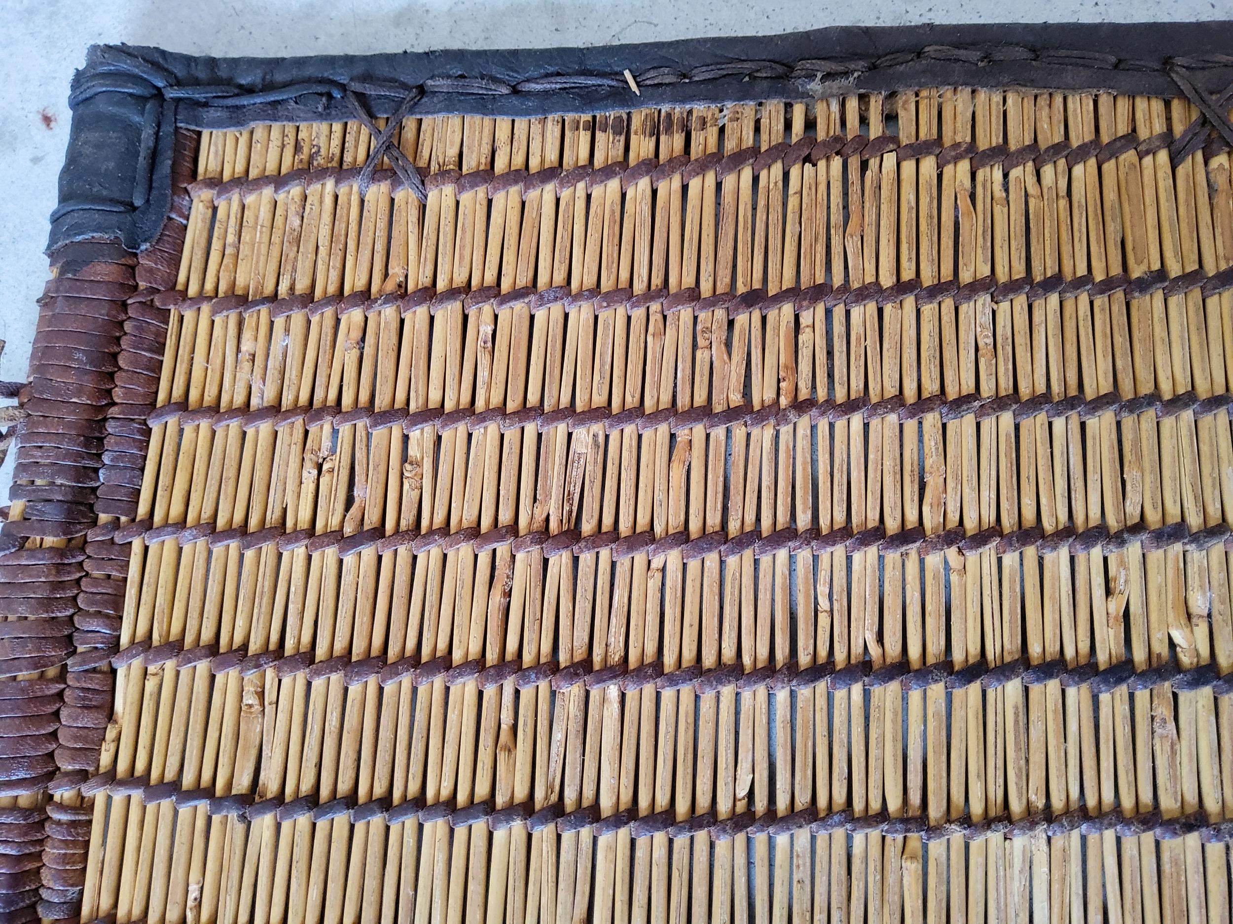 Leather Stuoia Tuareg Berbera Vintage Mauritana Manufatto in Pelle e Legno Naturali