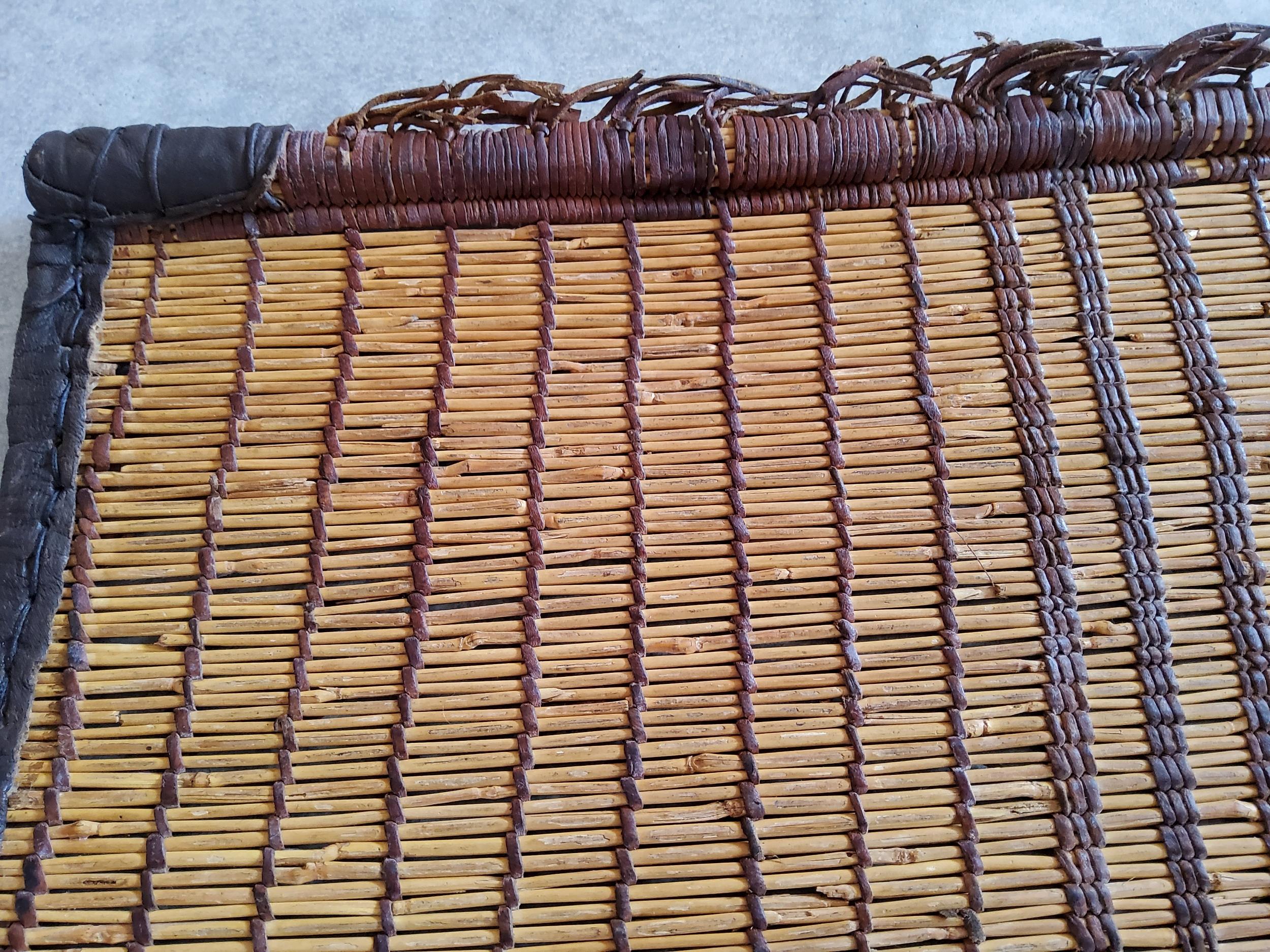 Stuoia Tuareg Berbera Vintage Mauritana Manufatto in Pelle e Legno Naturali 1
