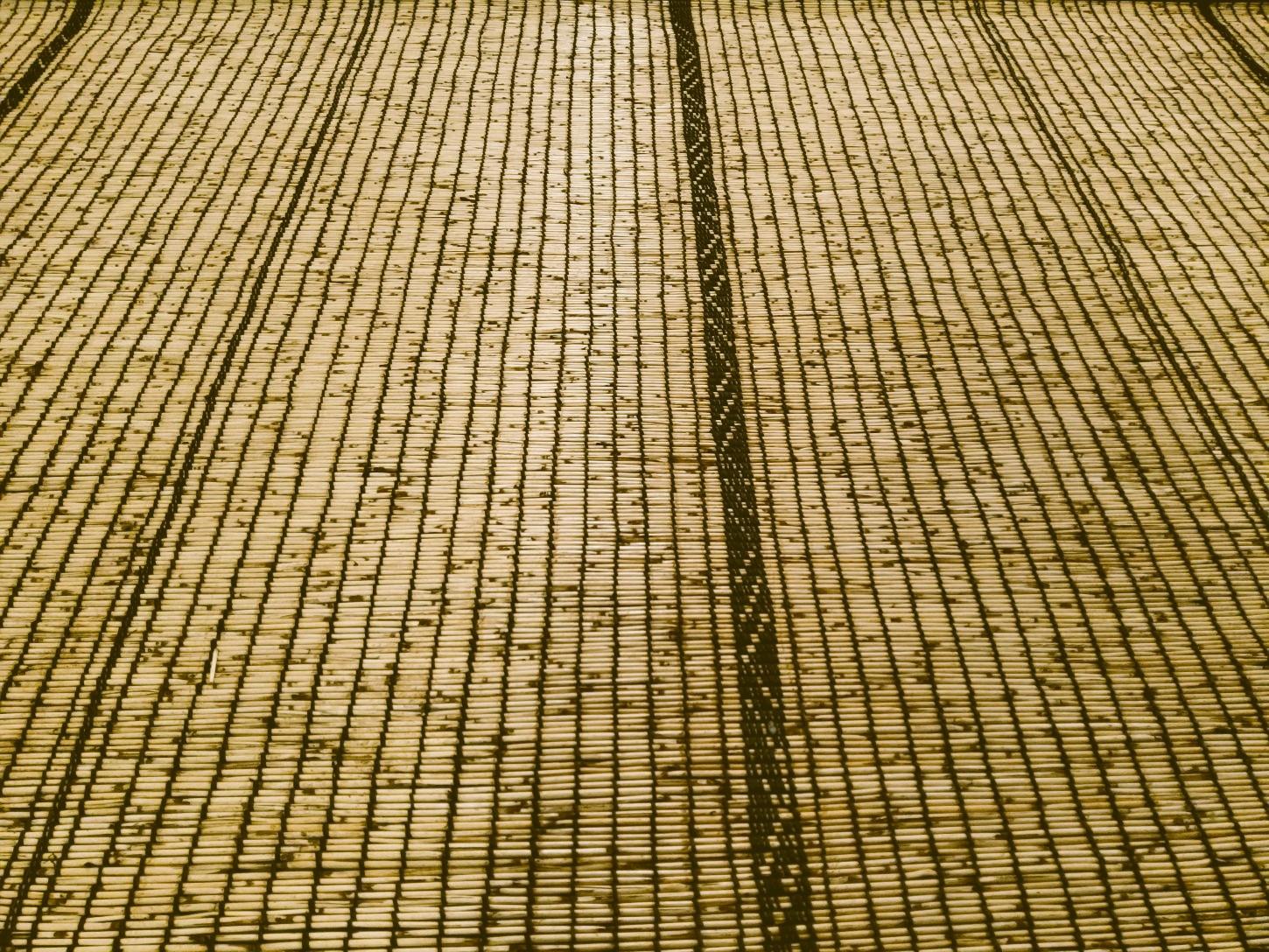 Tuareg Bereber Mauritania Vintage de cuero y madera natural Mat Mauritanian en venta