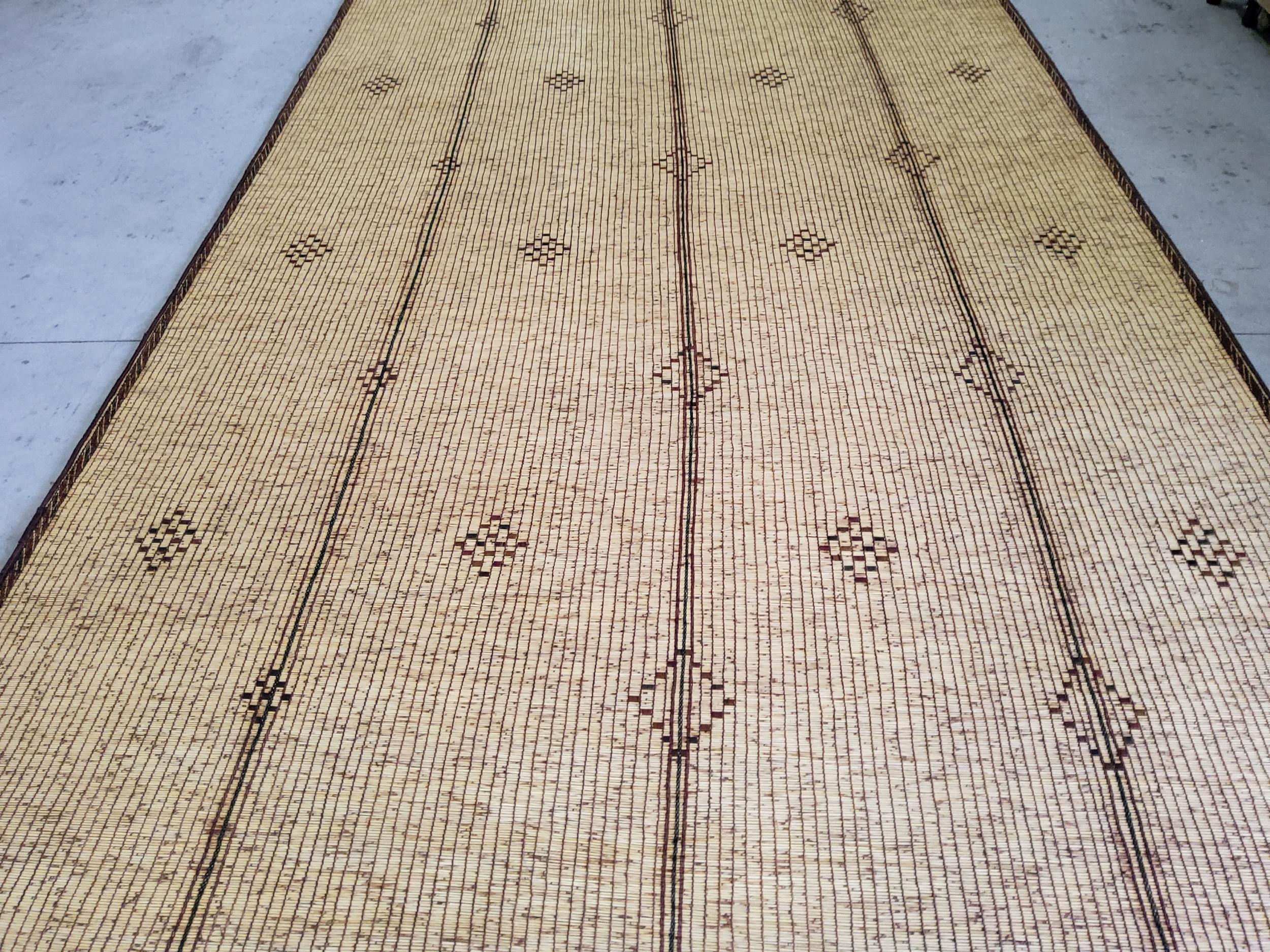 Mauritanian Tuareg Berber Mat Vintage Maroon Leather and Natural Wood Manufacto For Sale