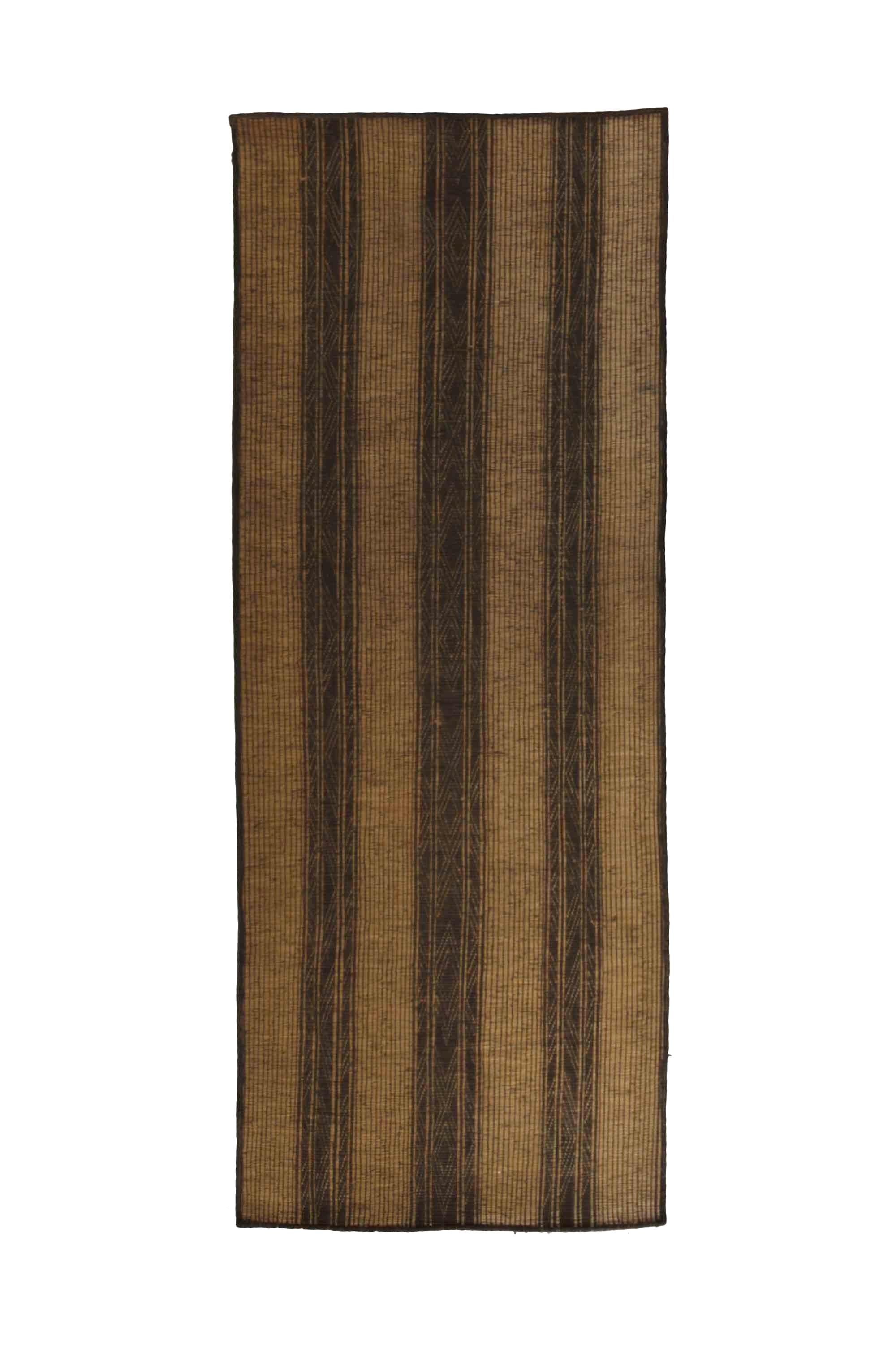 Sub-Saharan African Handmade Tuareg Mat in Sahara Mauritanian Vintage Carpet in Wood and Leather For Sale