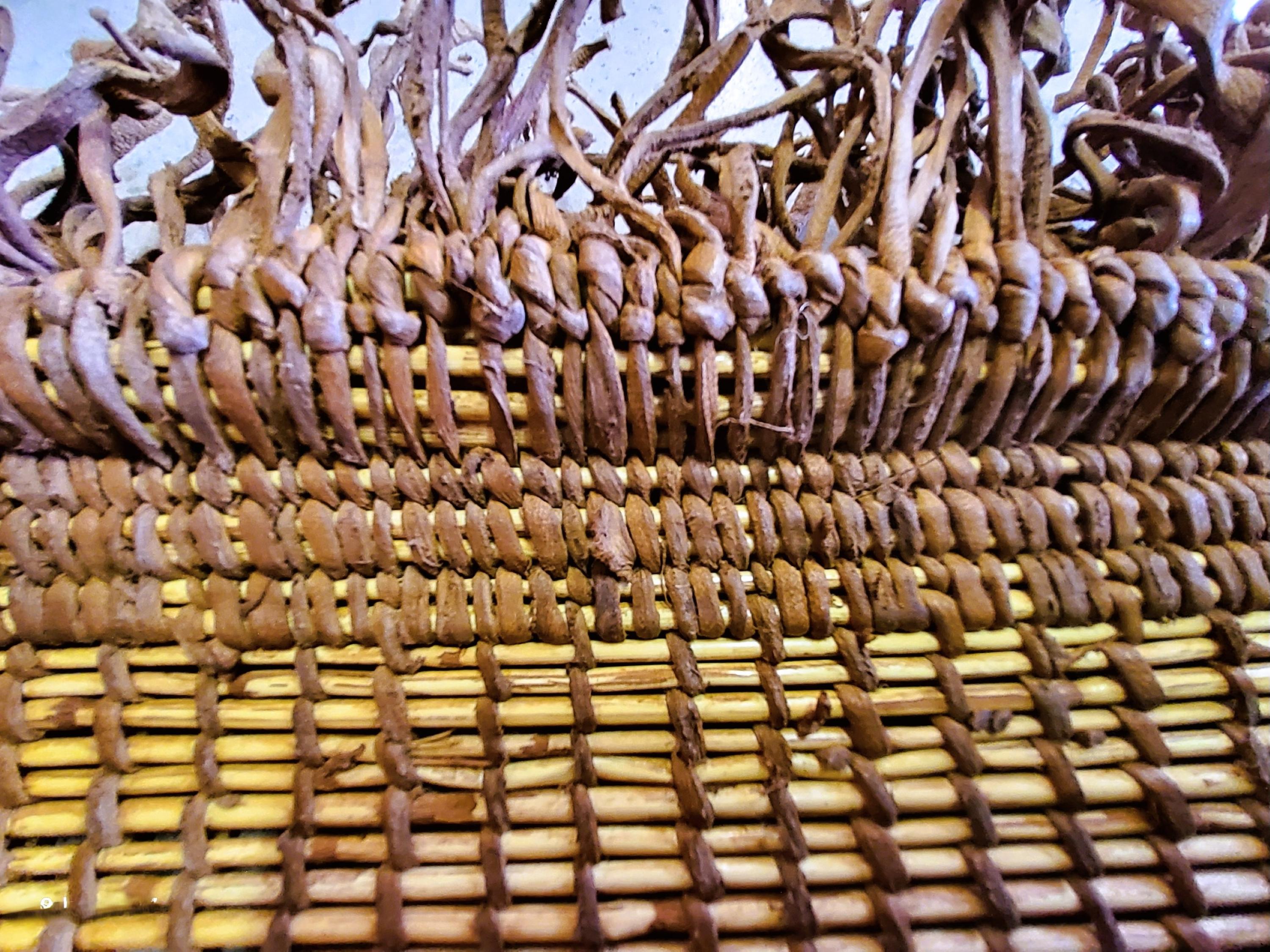 Stuoia Tuareg Vintage Anni ’70  Intreccio Giunco e Pelle 515x255 cm For Sale 1