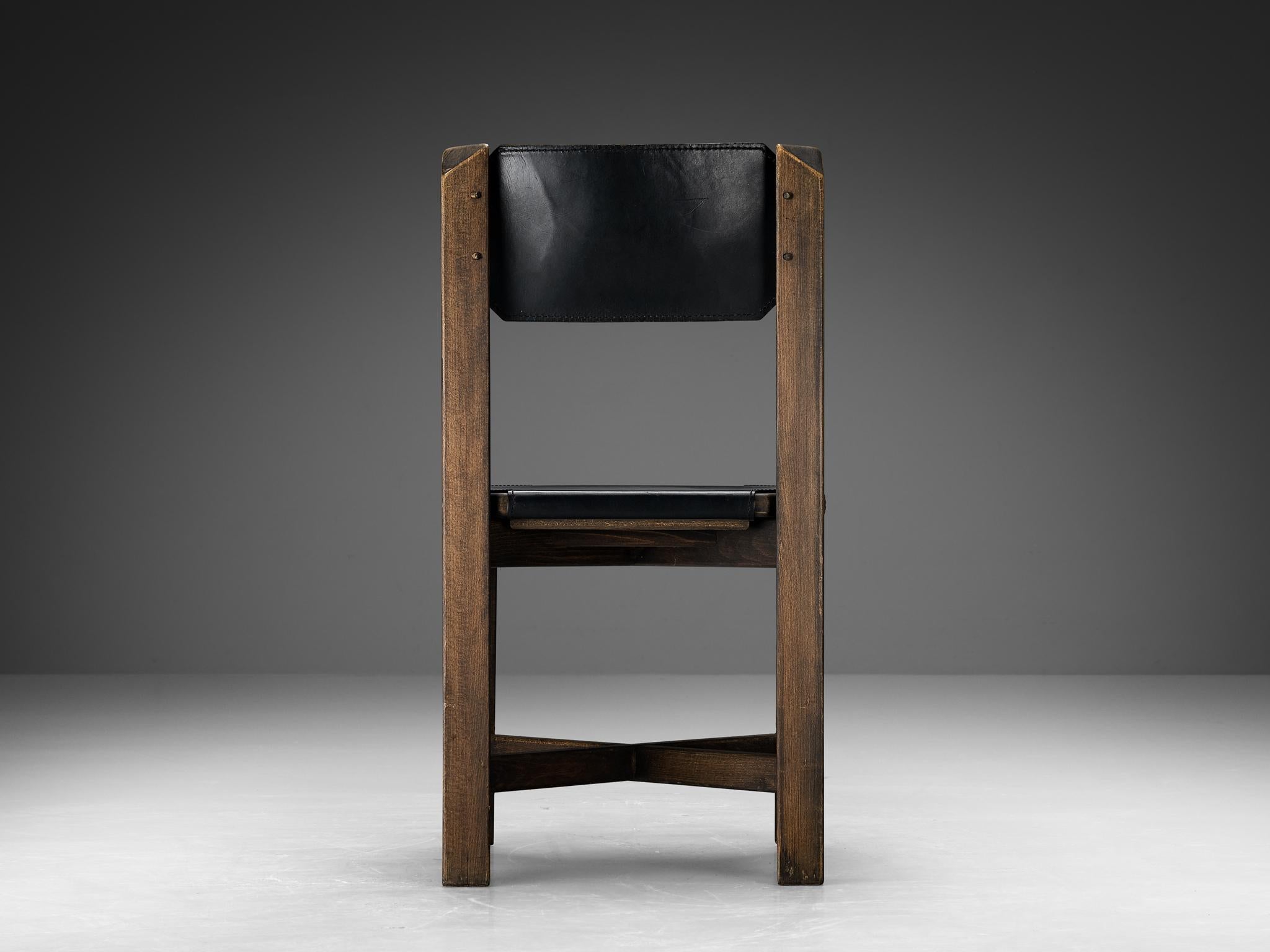 Late 20th Century Sturdy Dining Chair in Black Leather and Wood  For Sale