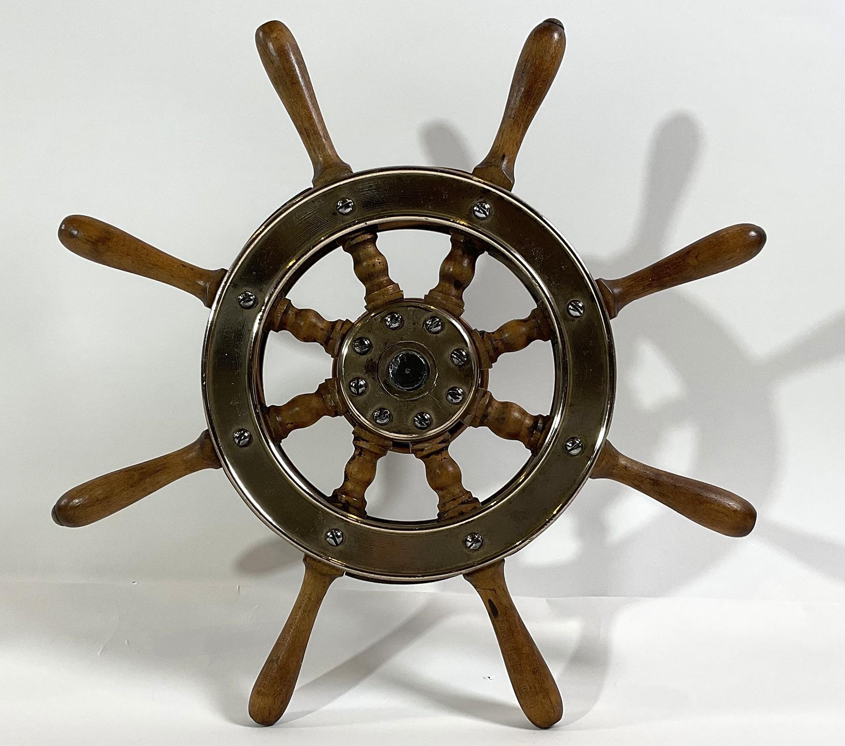 Sturdy Yacht Wheel In Good Condition For Sale In Norwell, MA