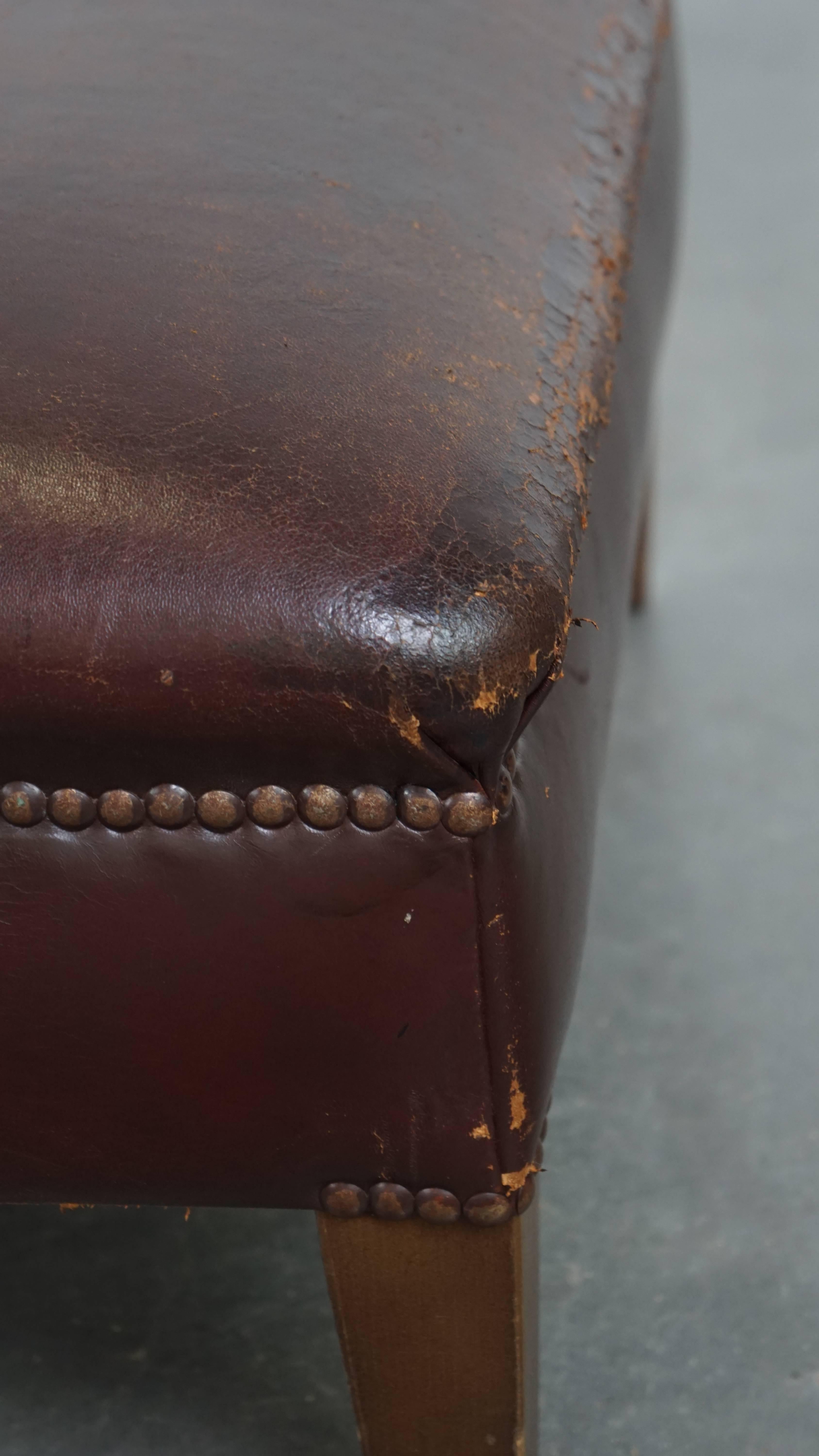 Sturdy Vintage Ottoman Made of Sheepskin Leather For Sale 2