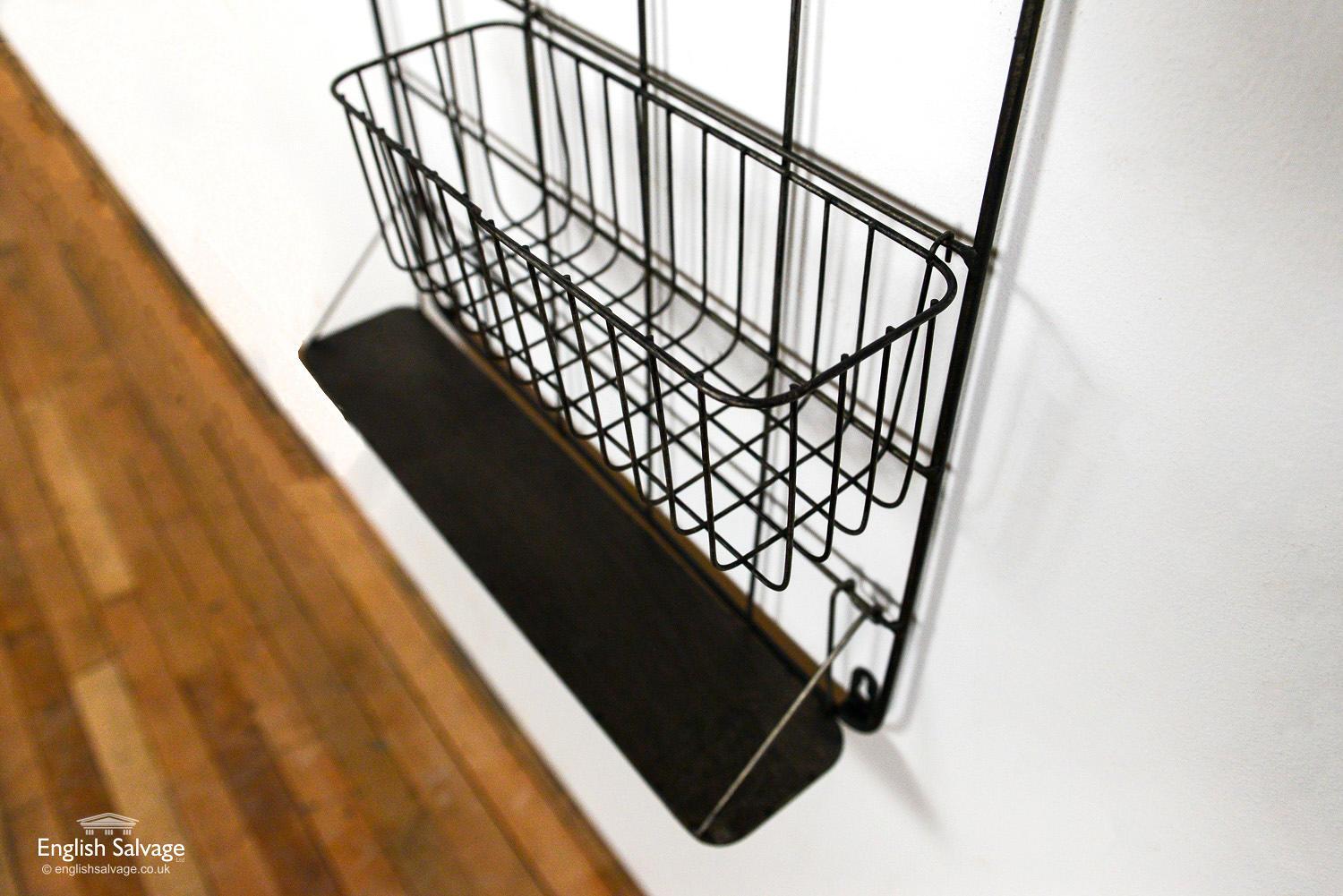 Sturdy Wire Wall Organiser, 20th Century In Good Condition For Sale In London, GB