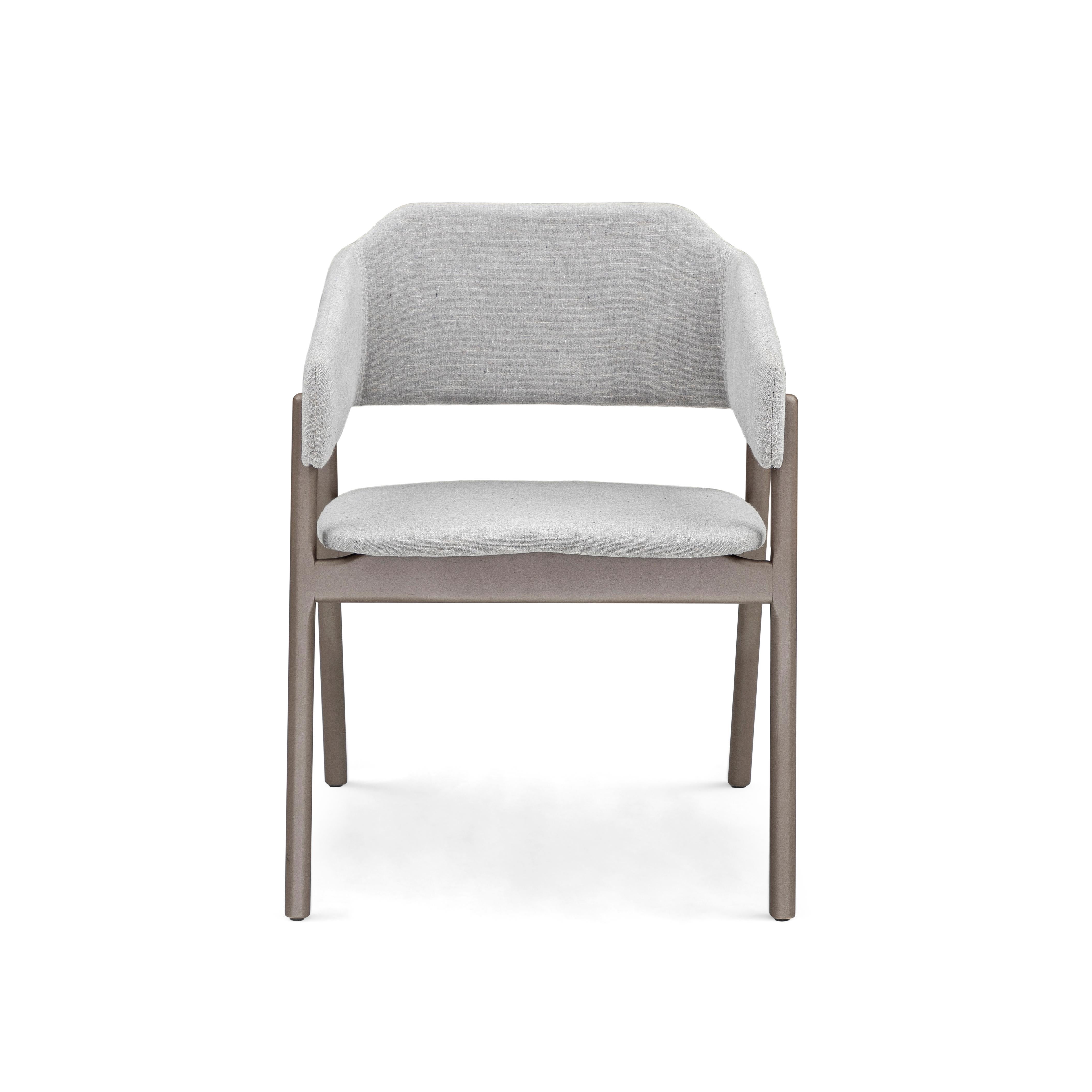 Stuzi Chair in Gray Fabric and Chocolate Wood In New Condition For Sale In Miami, FL
