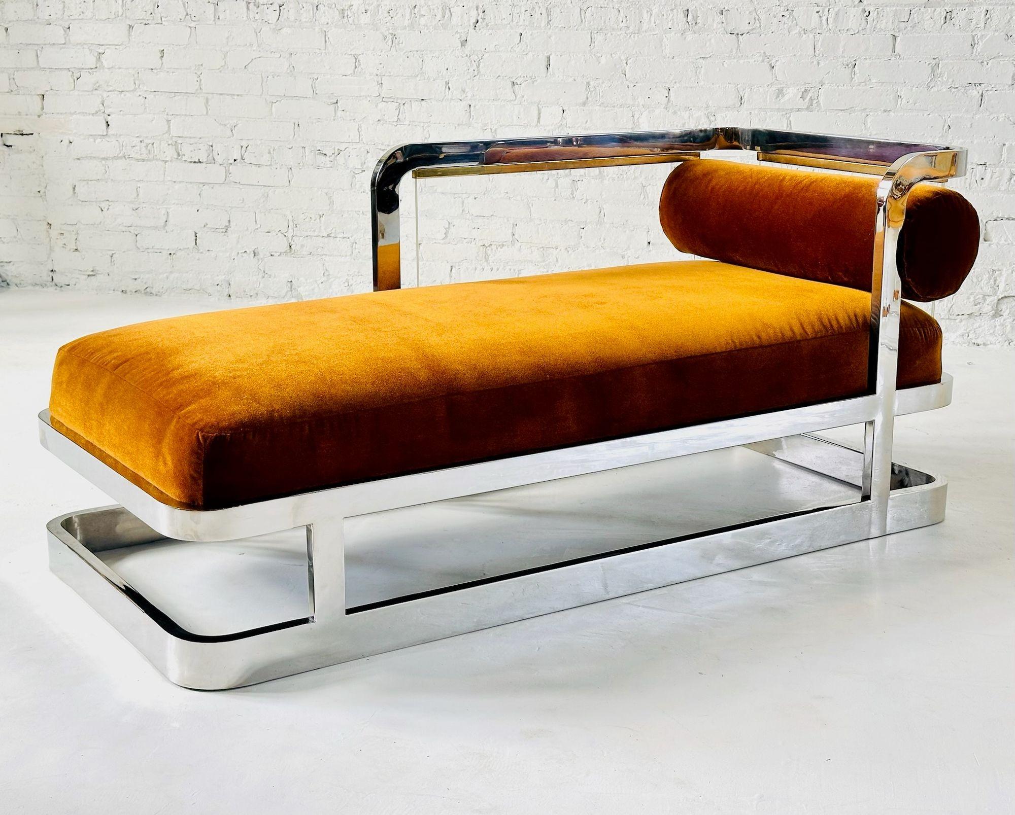 American Style Charles Hollis Jones Chrome Brass Lucite Chaise Lounge, 1970 For Sale
