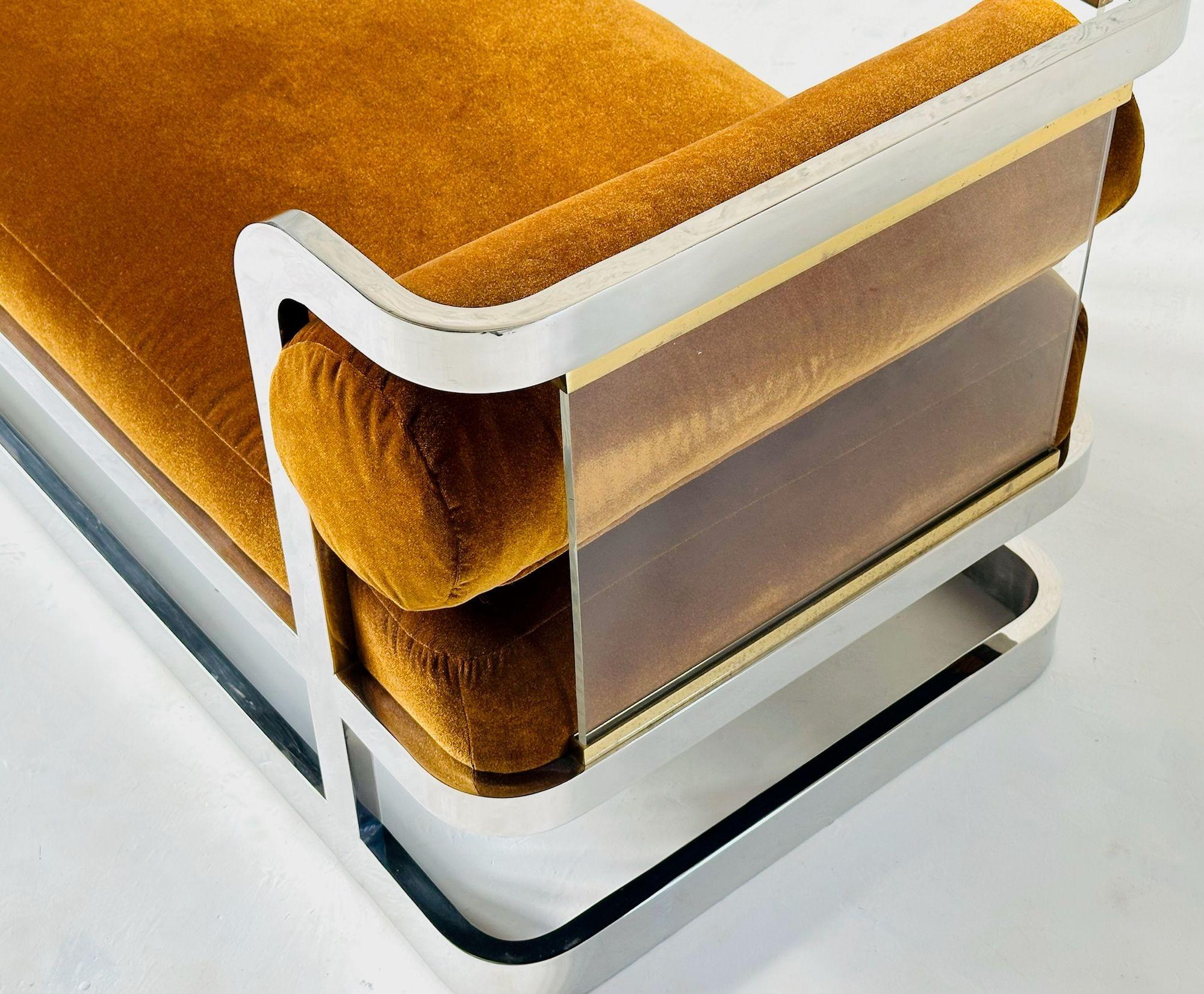 Style Charles Hollis Jones Chrome Brass Lucite Chaise Lounge, 1970 For Sale 1