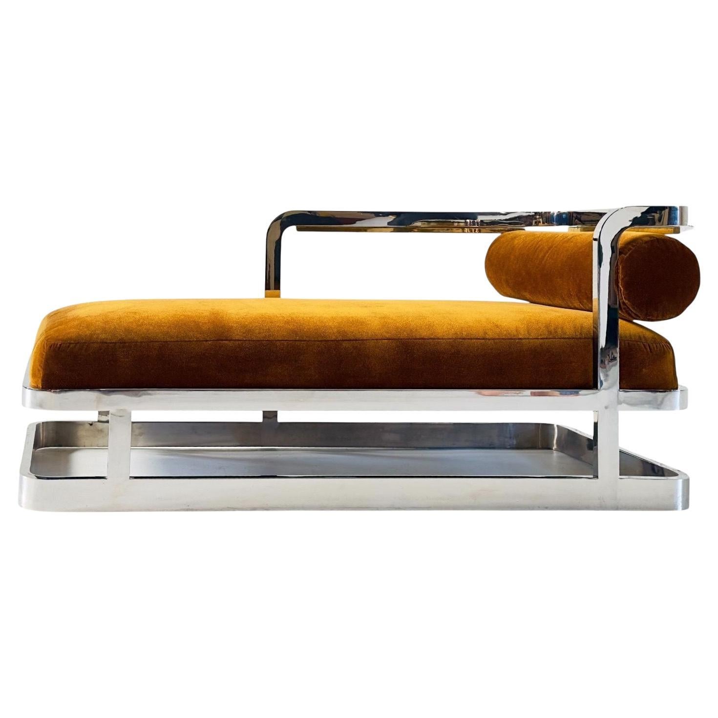 Style Charles Hollis Jones Chrome Brass Lucite Chaise Lounge, 1970 For Sale