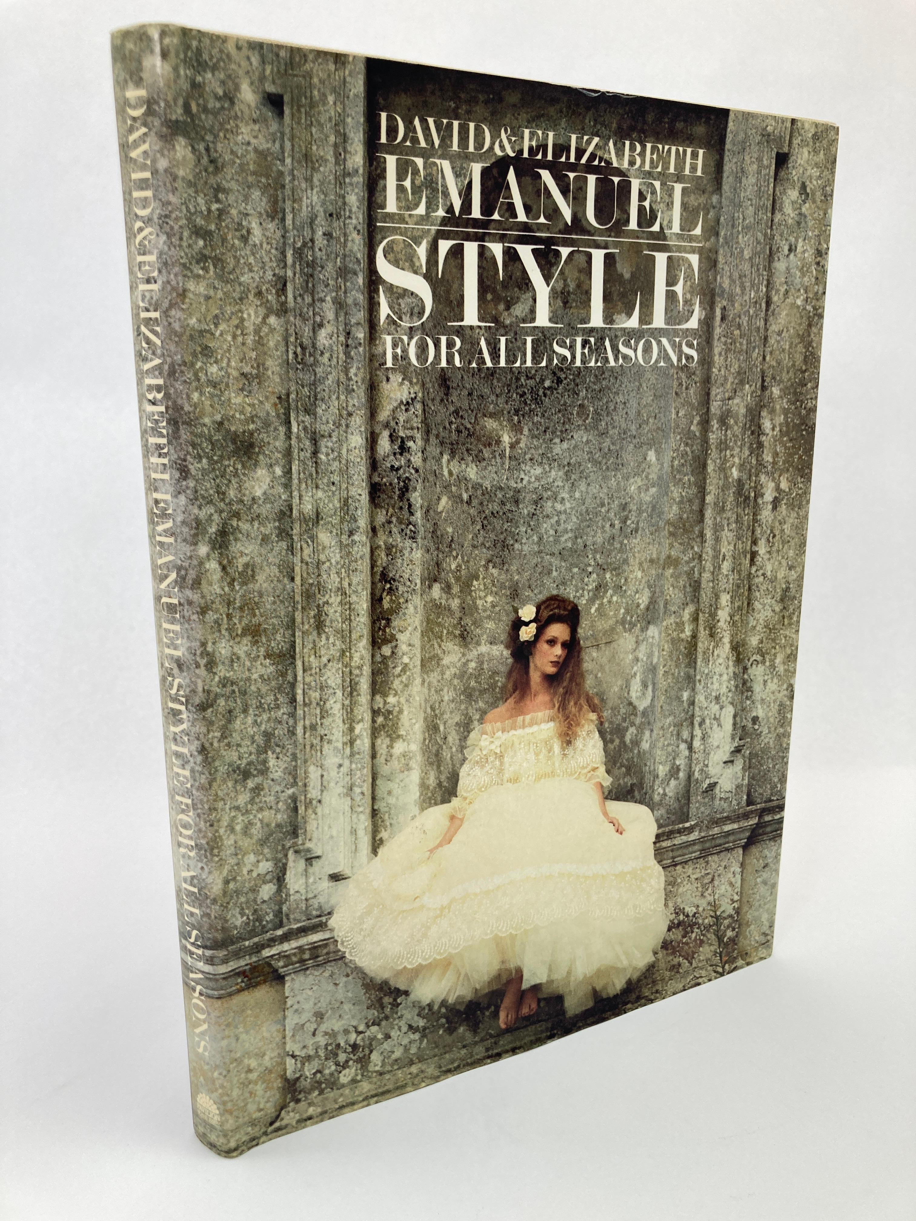 Style pour toutes les saisons Hardcover 1983 d'Elizabeth et David Emanuel Unisexe en vente