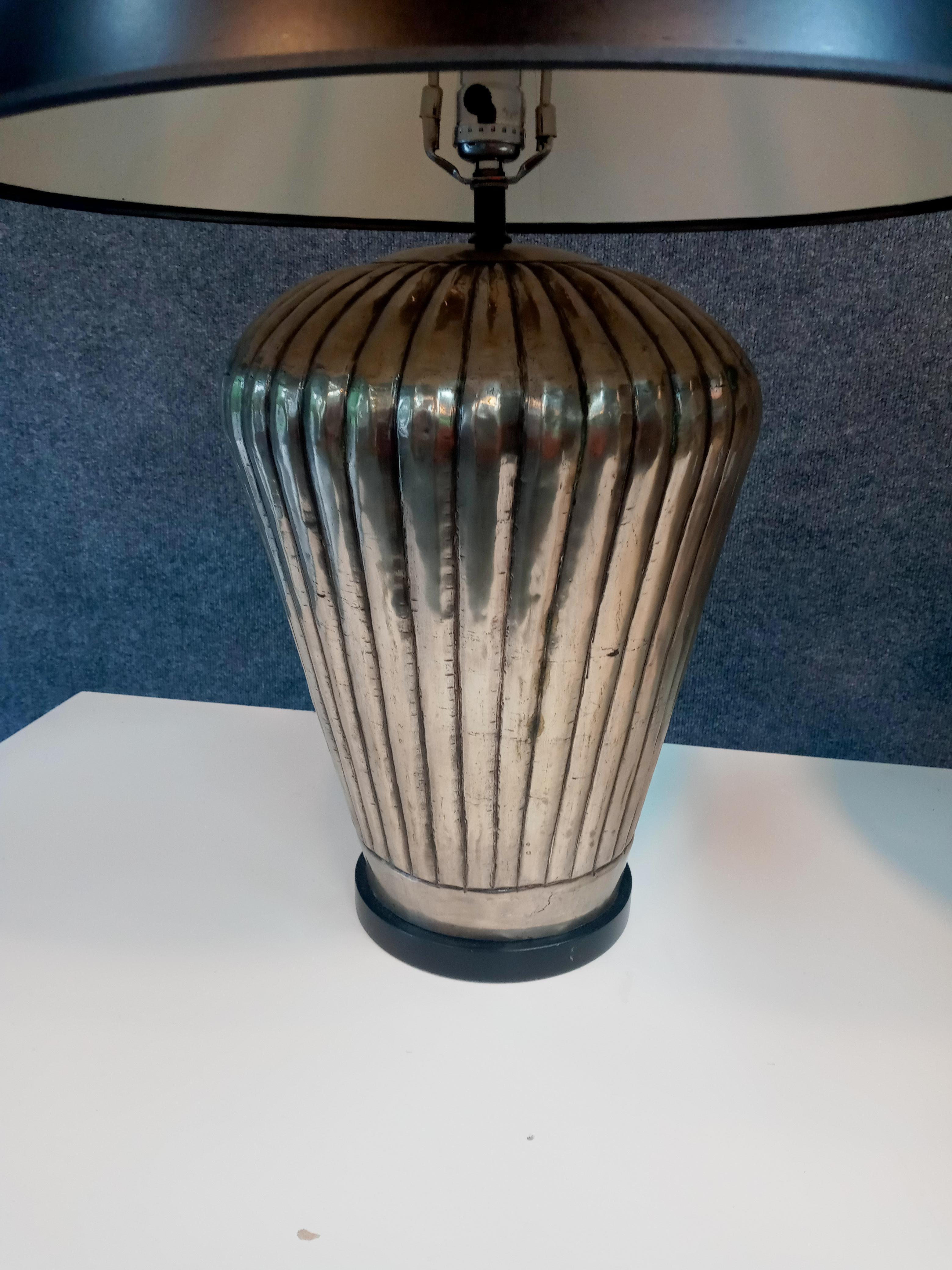 Mid-Century Modern Style of J Robert Scott Pair of Stylish Table Lamps Mid-Century Post-Modern Era