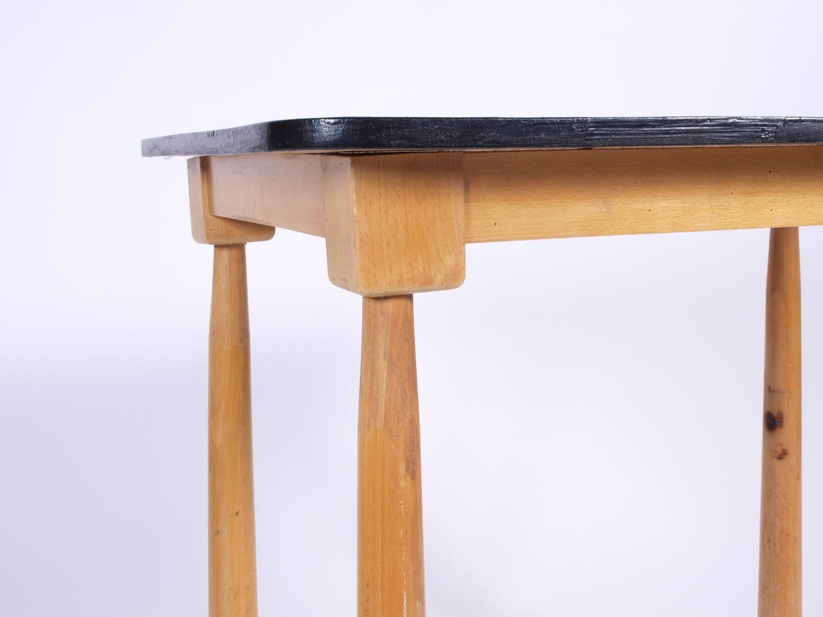 Mid-20th Century Style of Phillip Arctander Club Legged Table For Sale