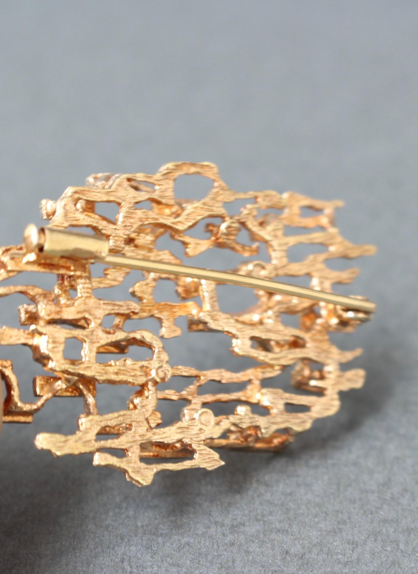 Stylised Abstract Brooch of 14-Carat Yellow Gold, circa 1970s 2