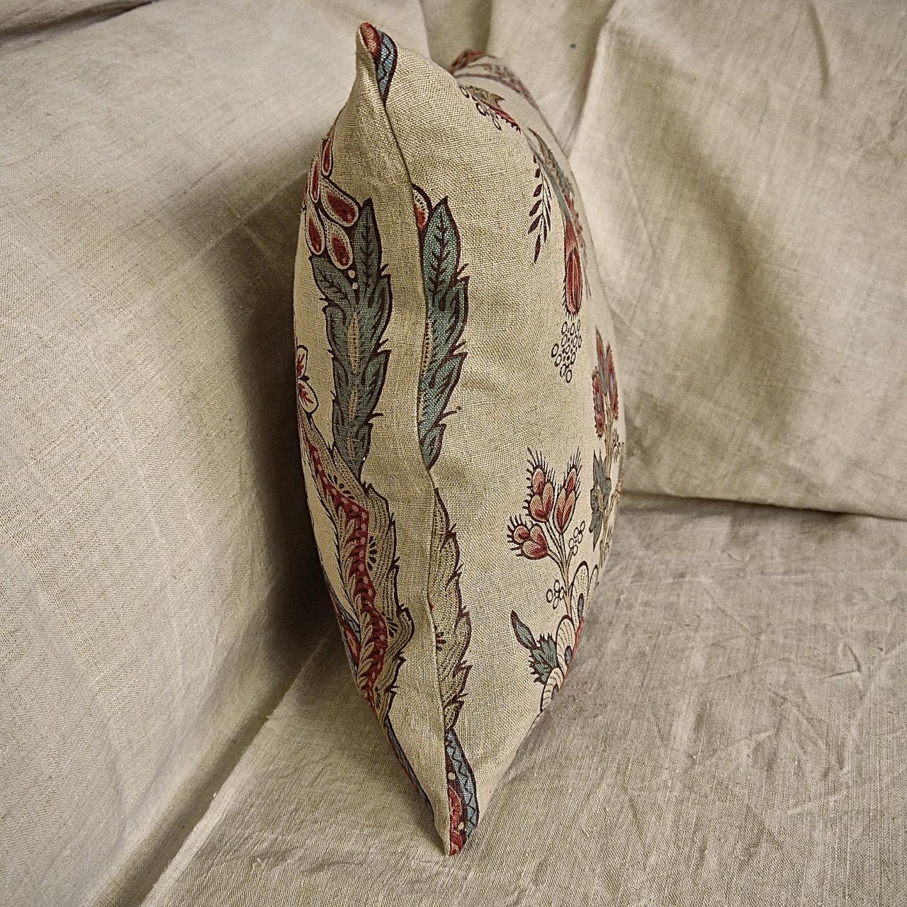 Stylised Floral Linen Pillow, French, 19th Century For Sale 4