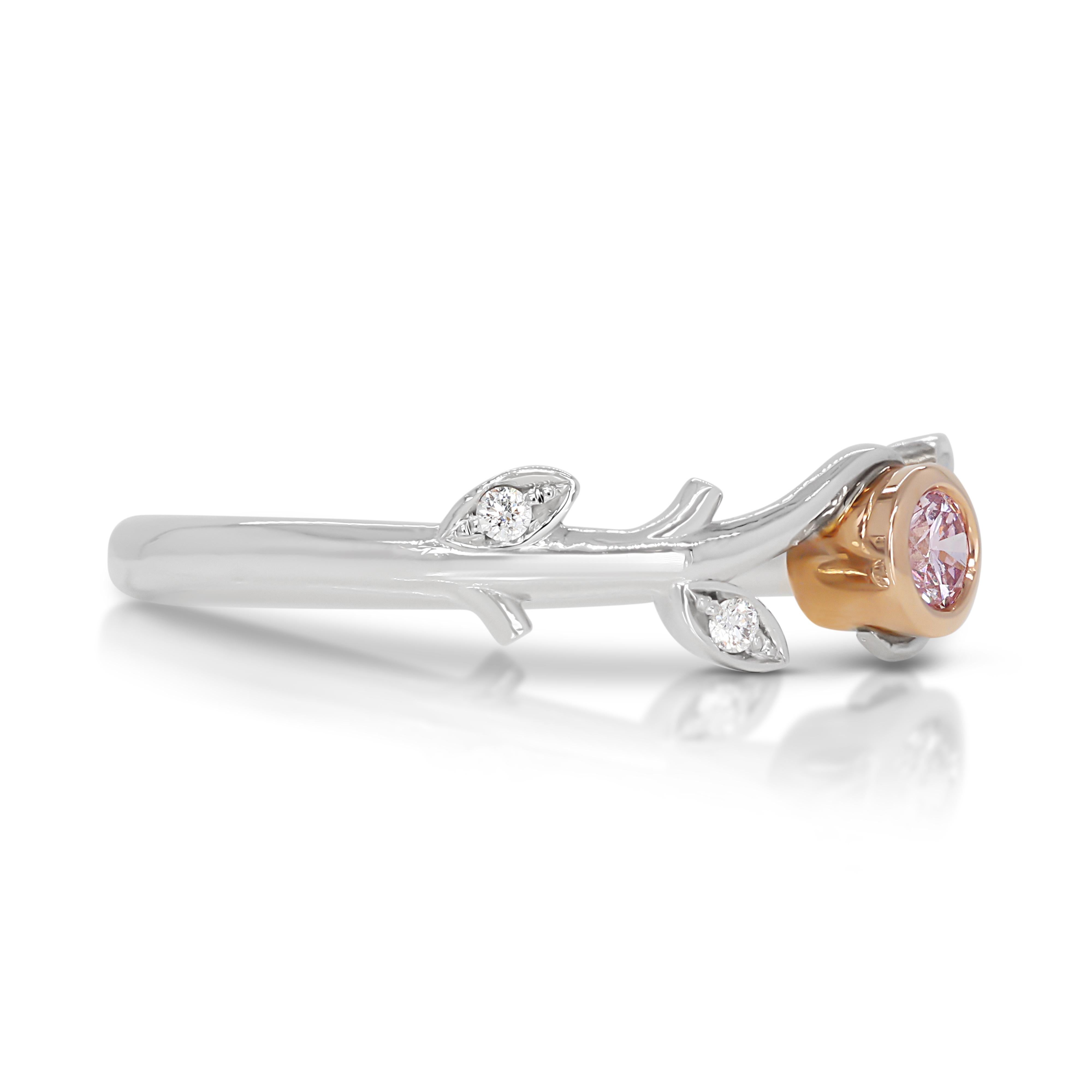 Stylish 0.13ct Rose-designed Diamond Platinum Ring In Excellent Condition For Sale In רמת גן, IL