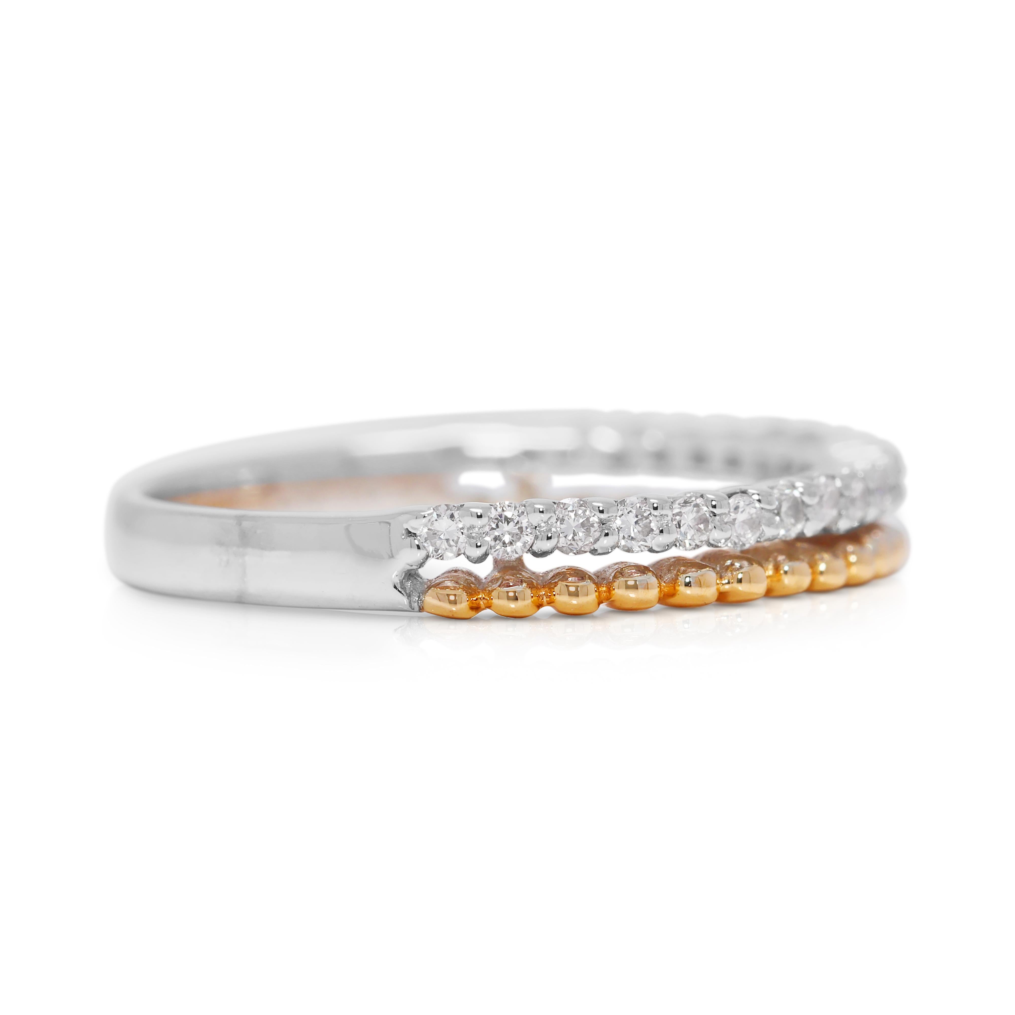 Taille ronde Bague élégante en or 18k bicolore avec diamant naturel de 0,18ct en vente