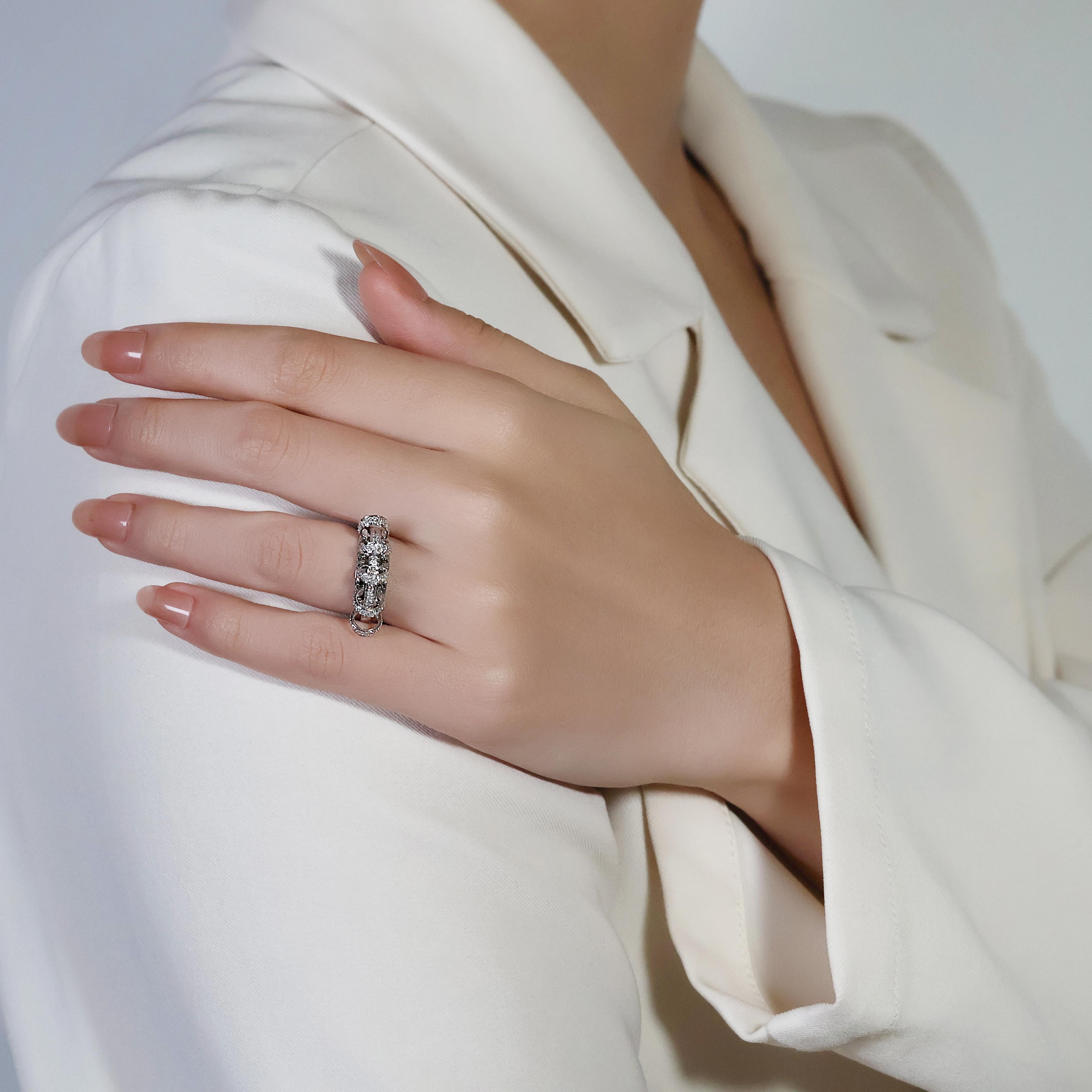 Stylish 0.53 carat Natural Diamond Ring in 18K White Gold For Sale 4