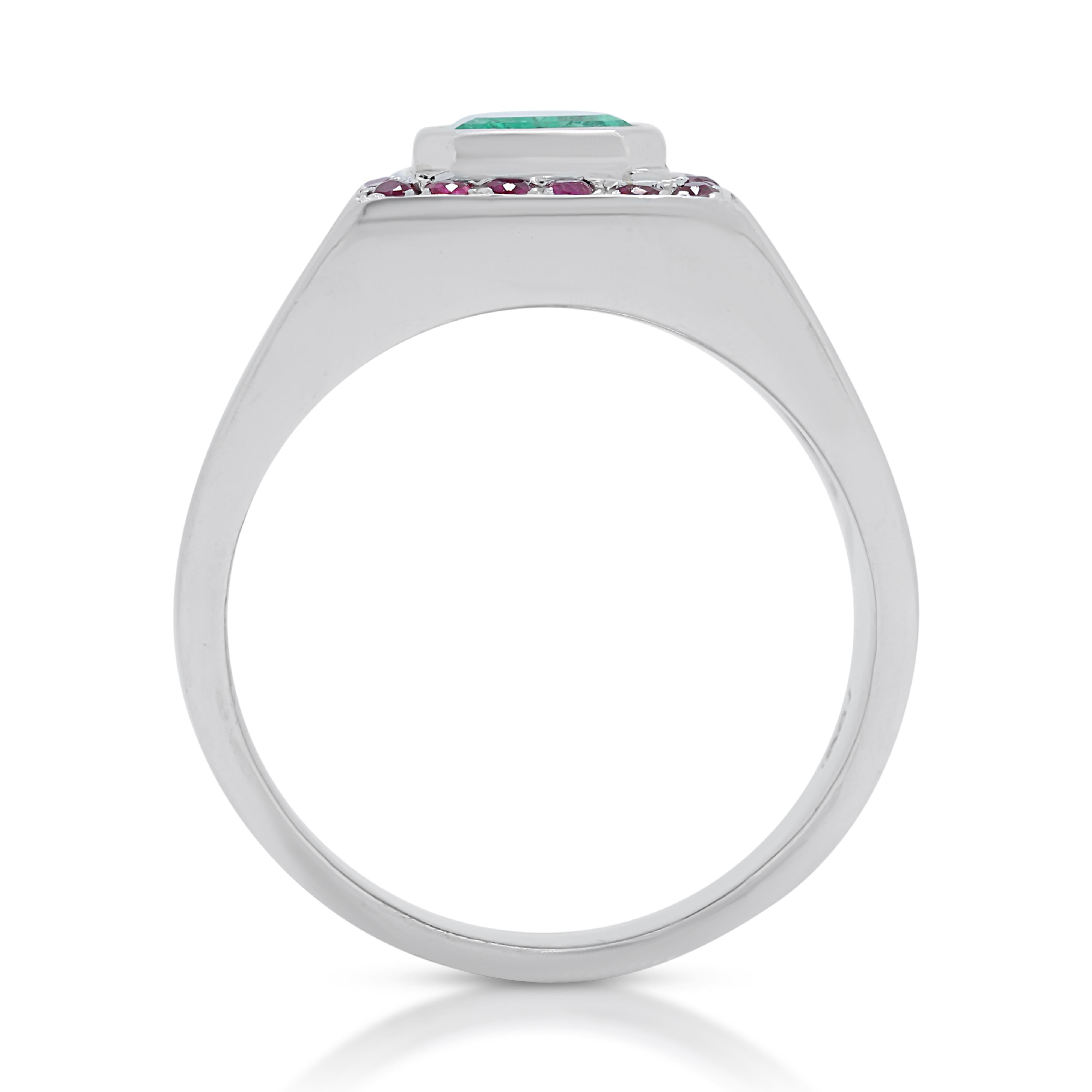 Stylish 1.05ct Emerald Dome Ring in 18K White Gold with Rubies For Sale 1