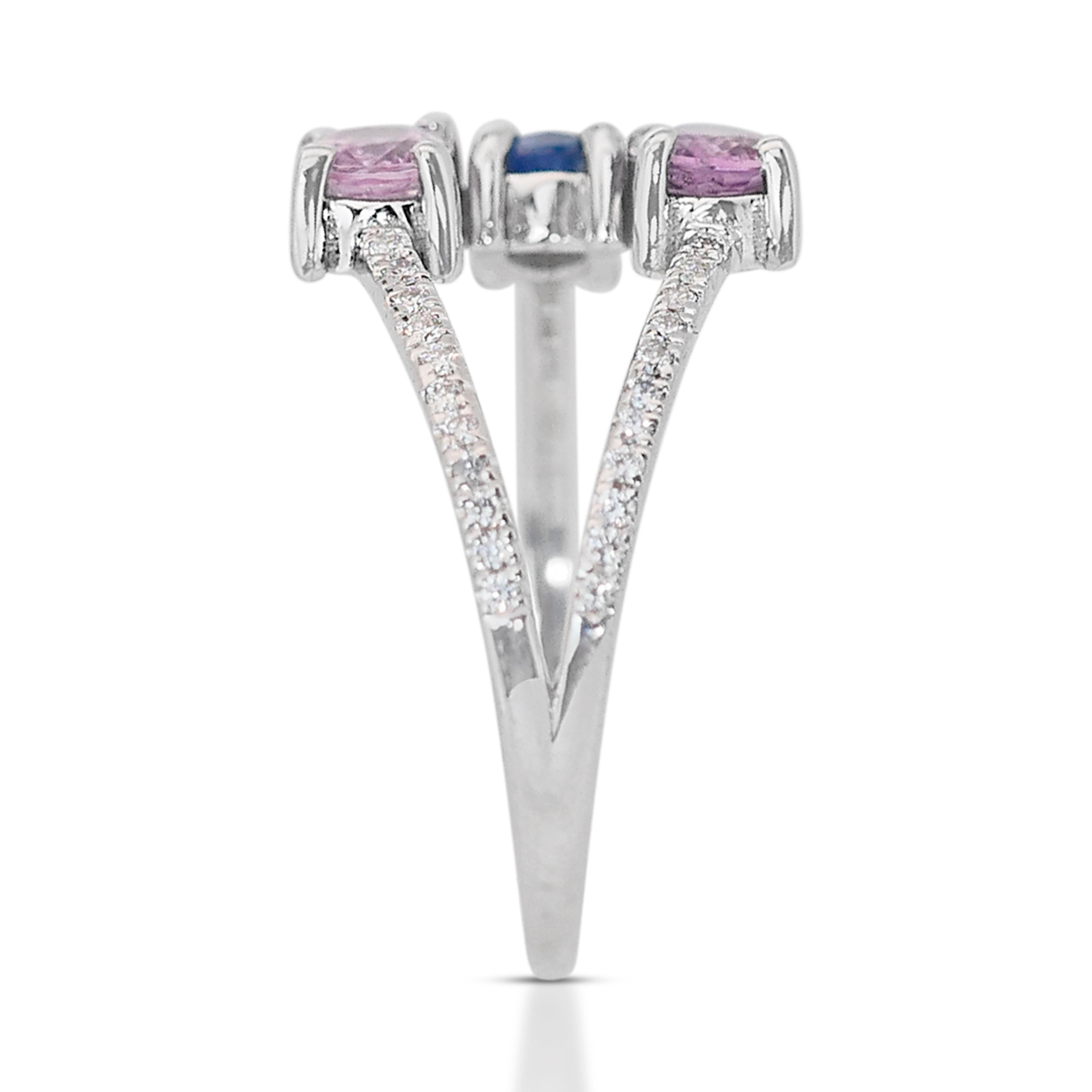 Stilvoller Fancy-Color-Ring aus 18 Karat Weißgold mit 1,17 Karat Saphiren und Diamanten - IGI im Angebot 2