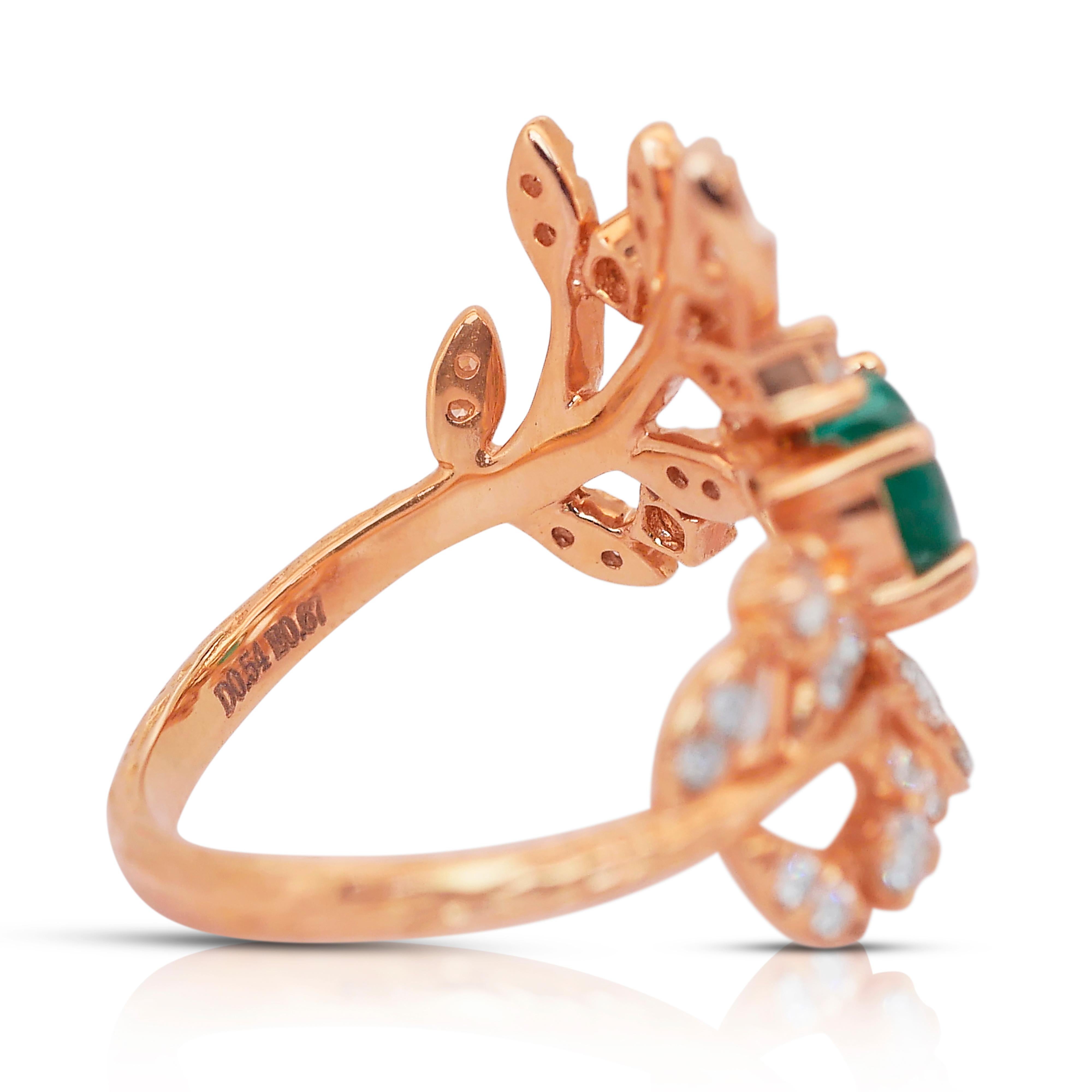 Heart Cut Stylish 1.50ct Emerald and Diamonds Ring in 18k Rose Gold - IGI Certified