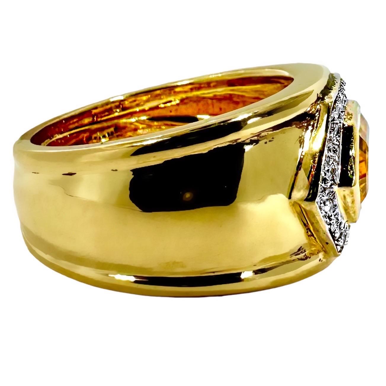 Stylish 18K Yellow Gold, Diamond and Hexagonal Golden Orange Sapphire Ring In Good Condition For Sale In Palm Beach, FL