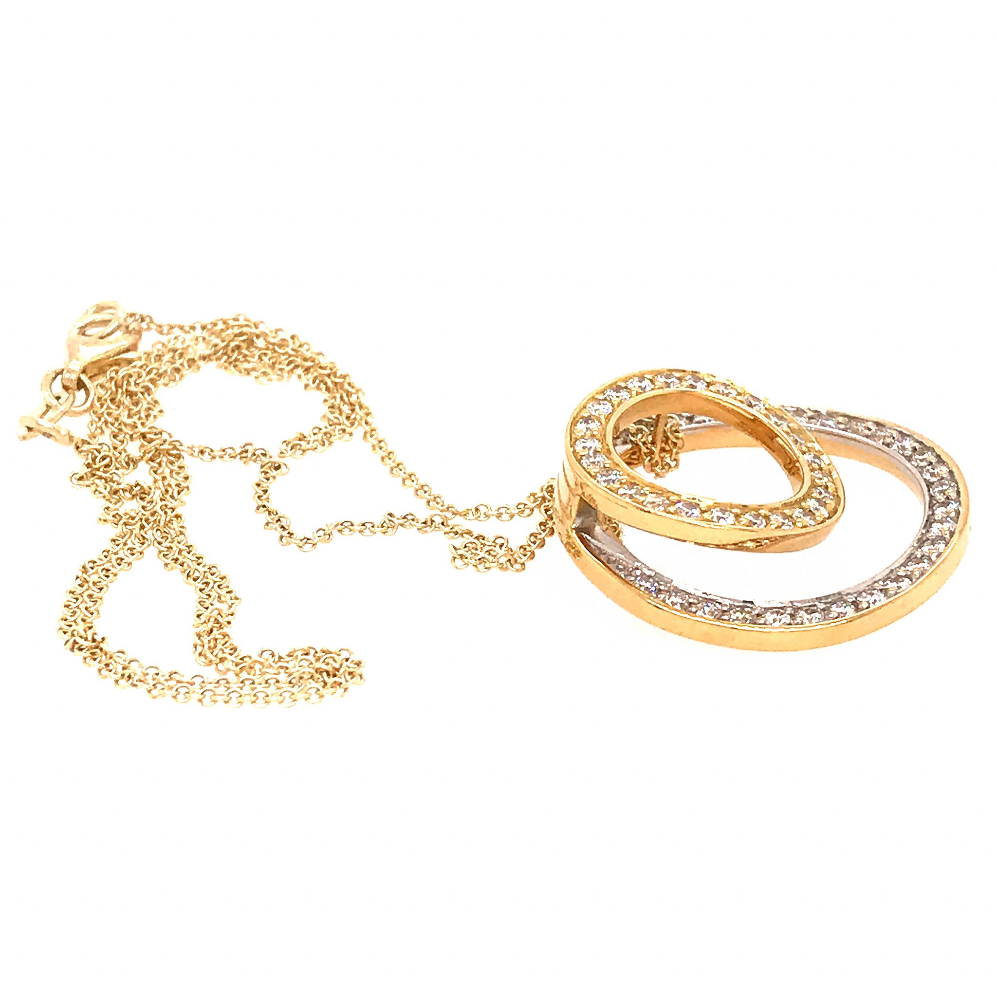 Round Cut Stylish 18 Karat Yellow Gold Diamond Circles Pendant Necklace