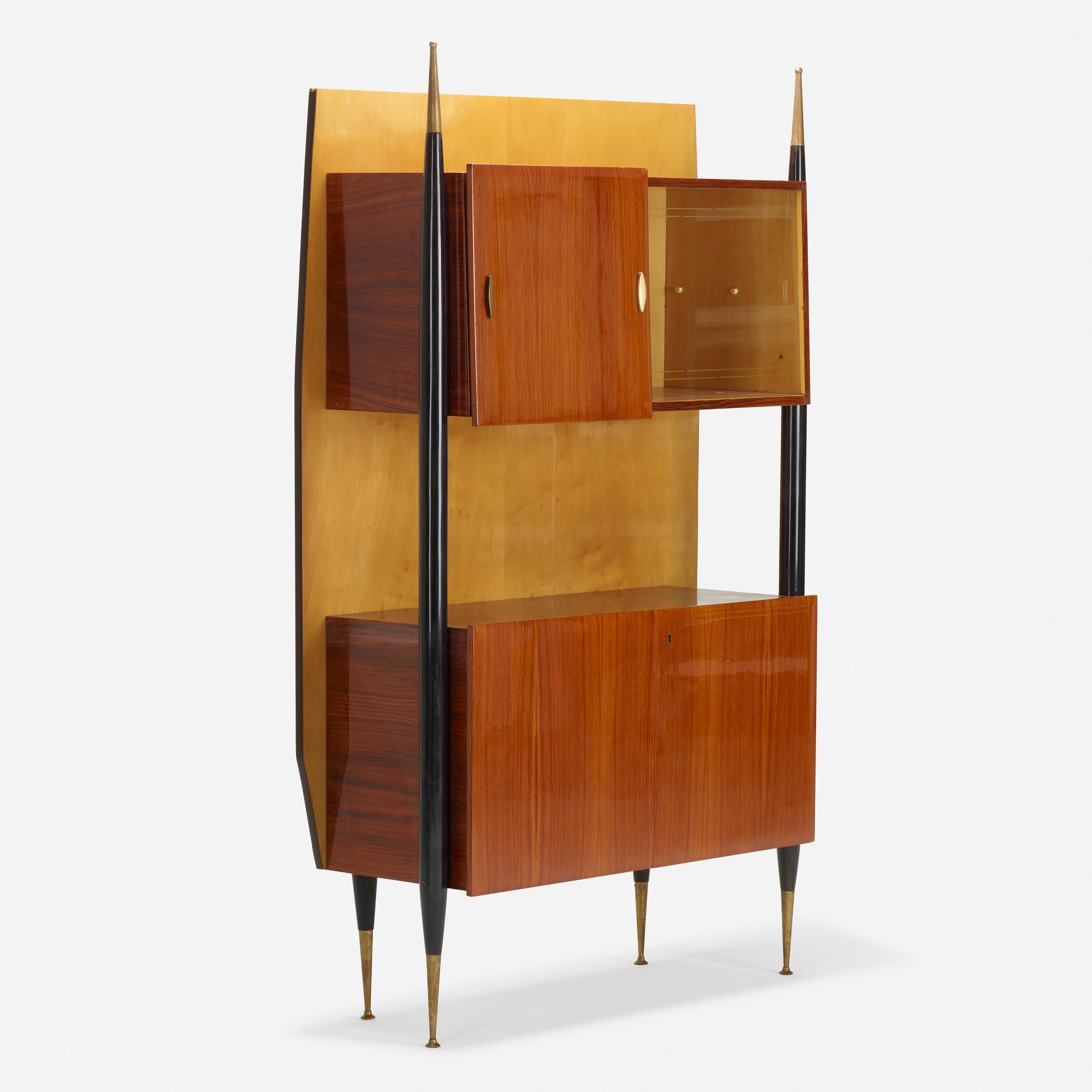 Elegante armario de pared italiano de los años 50 de caoba lacada y sicomoro Moderno de mediados de siglo