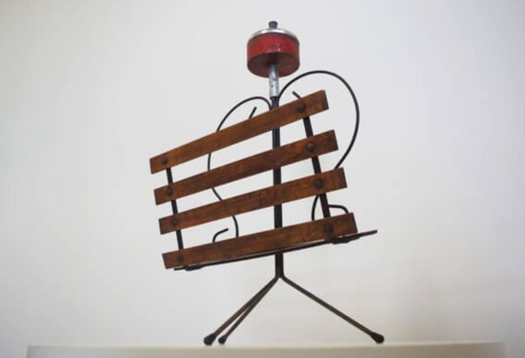 Stylish 1950s Wood and Iron Ashtray & Magazine Rack Combo – Mid-Century Utility in vendita 5