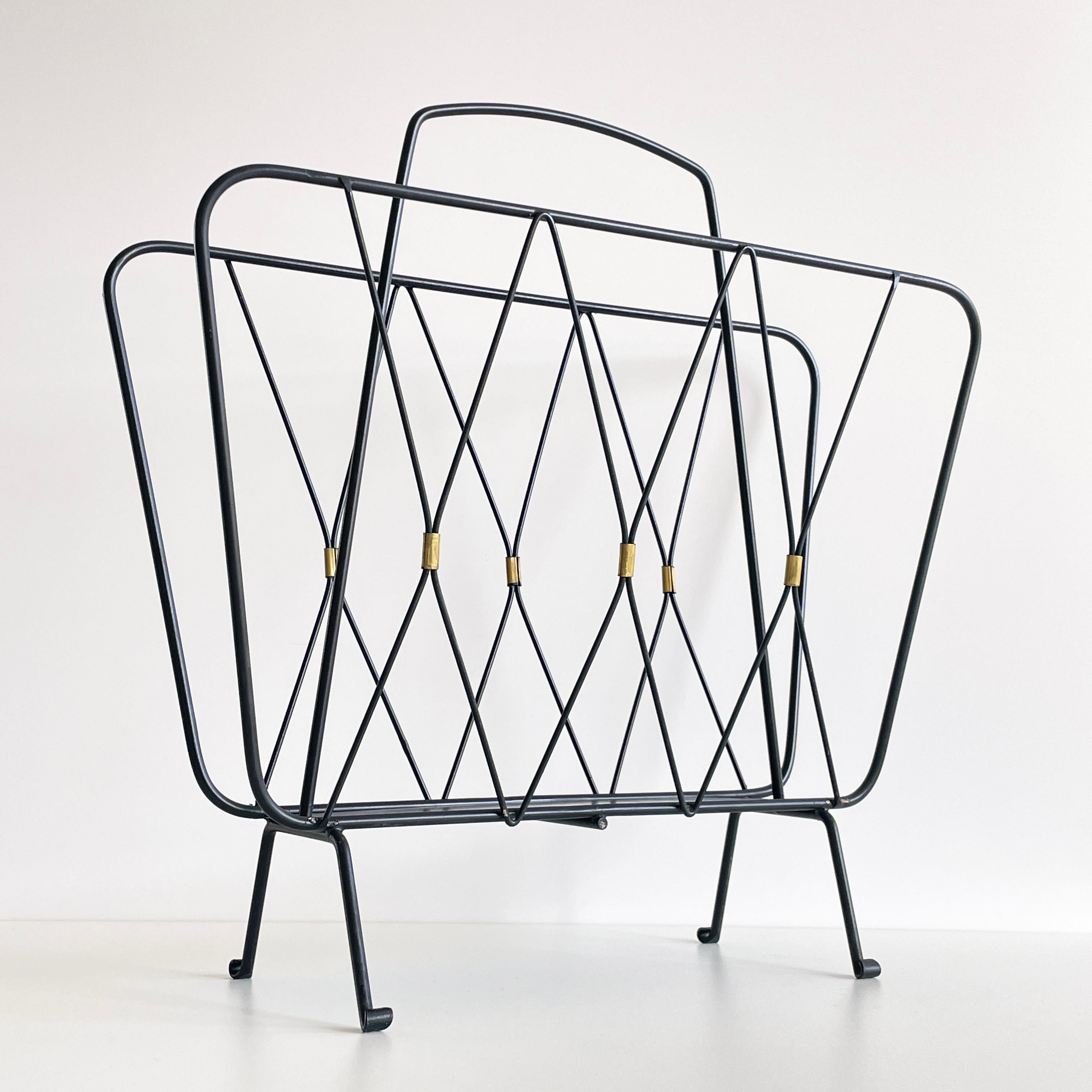 Elegante soporte para revistas/periódicos de los años 60 Moderno de mediados de siglo en venta