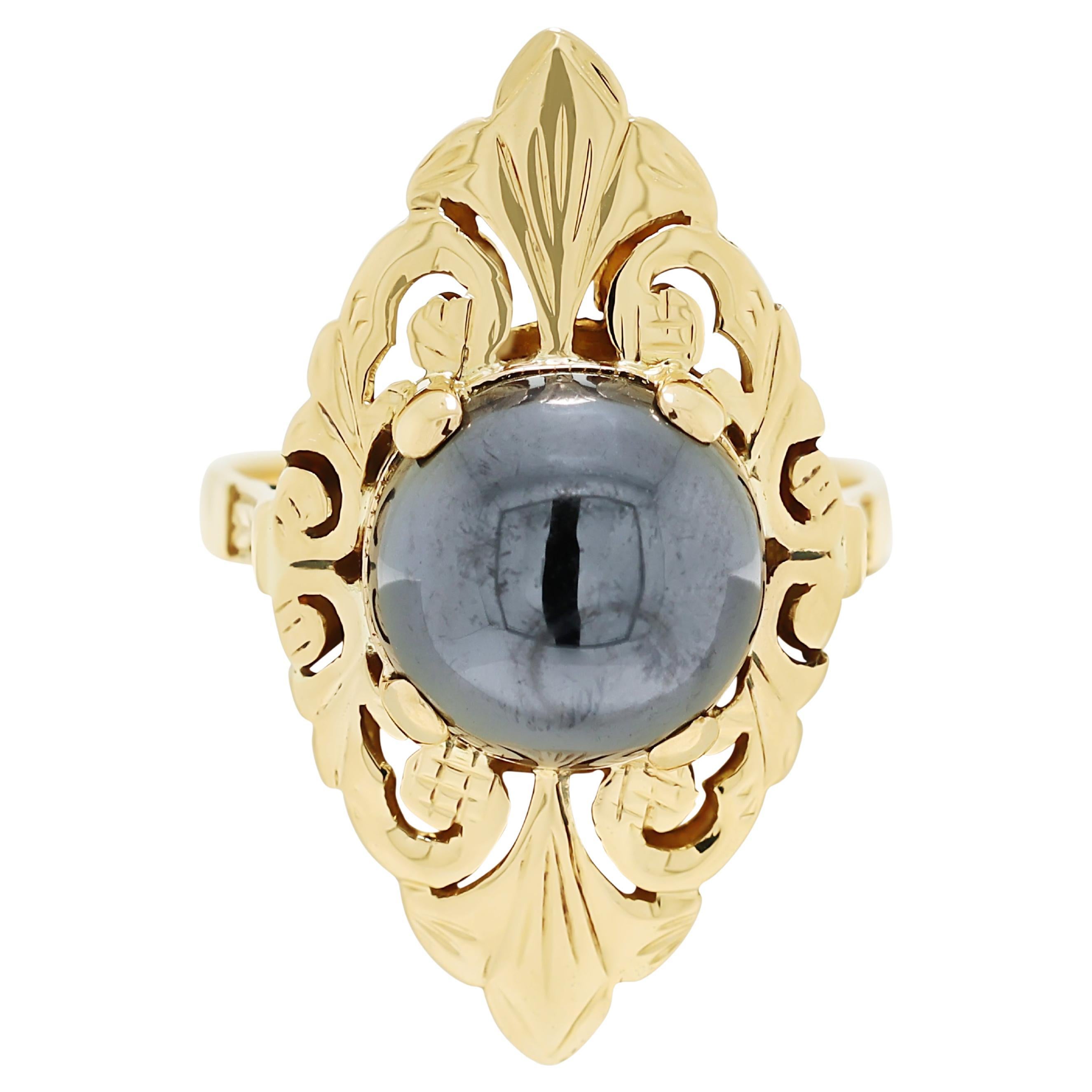 Stylish 1ct Onyx Ring in 14K Yellow Gold