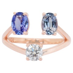 Stilvoller 3-Stein-Ring mit 2,03ct Tansaniten und Diamanten aus 18k Rose Gold