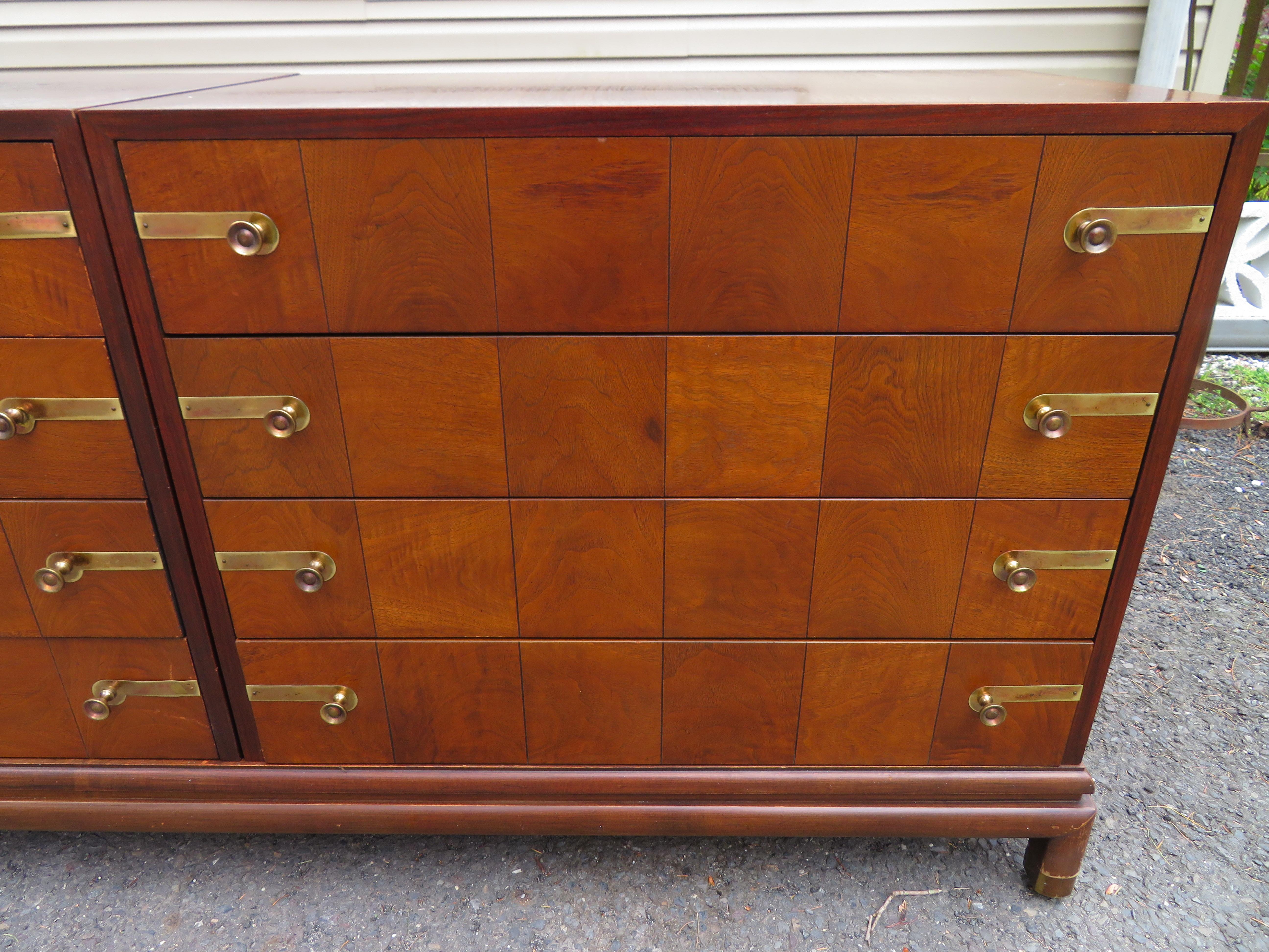 Elegante cassettone Renzo Rutuli 3 pezzi Credenza Travertino Johnson Furniture Co. in vendita 11