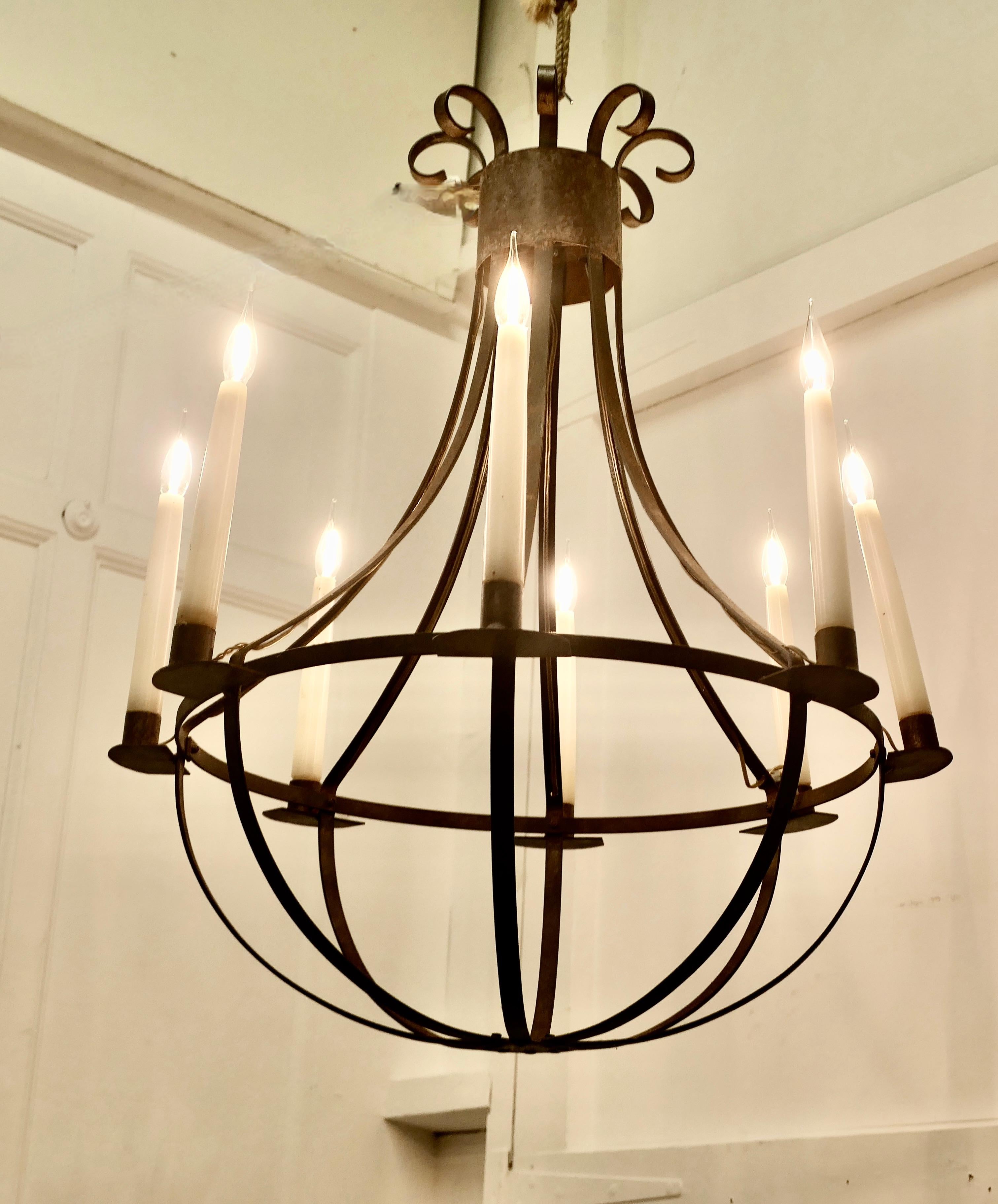 Elegante y Estética Luz de Balón Grande de Herrería  Un impresionante diseño único Movimiento estético en venta