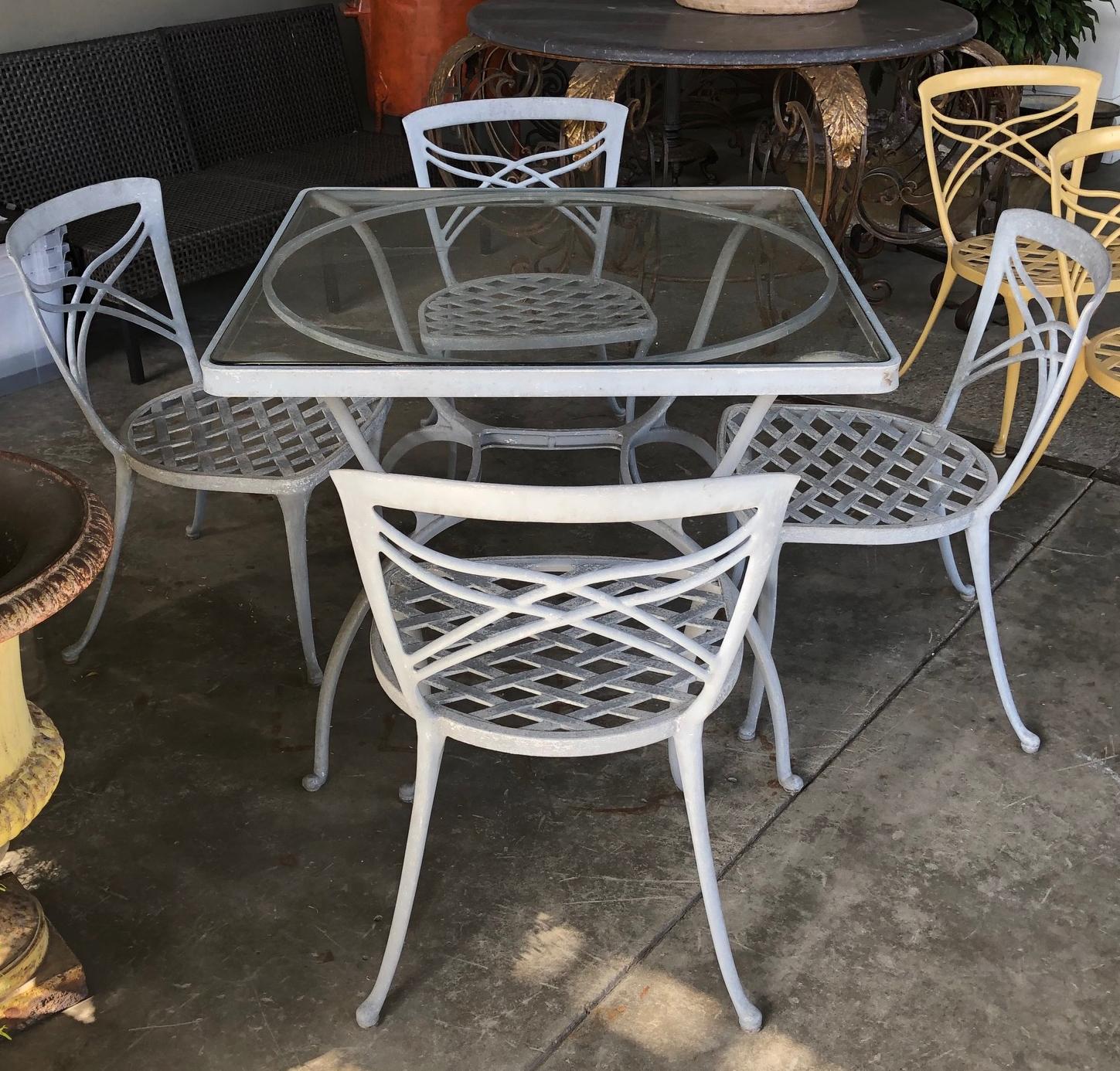 Stylish American 1960s Five-Piece Aluminum Patio Set by Brown Jordan 1