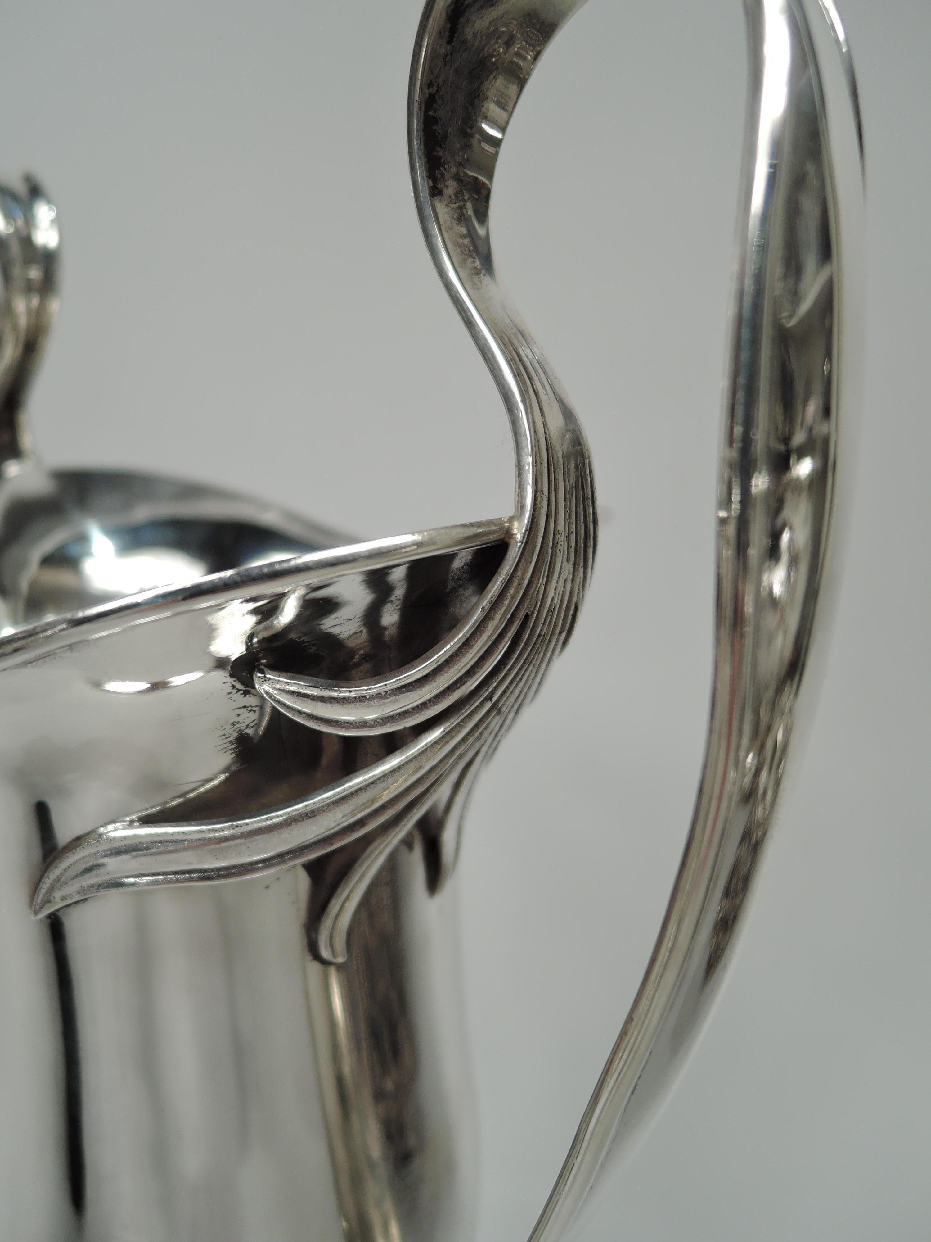 20th Century Stylish American Art Nouveau Sterling Silver Vase