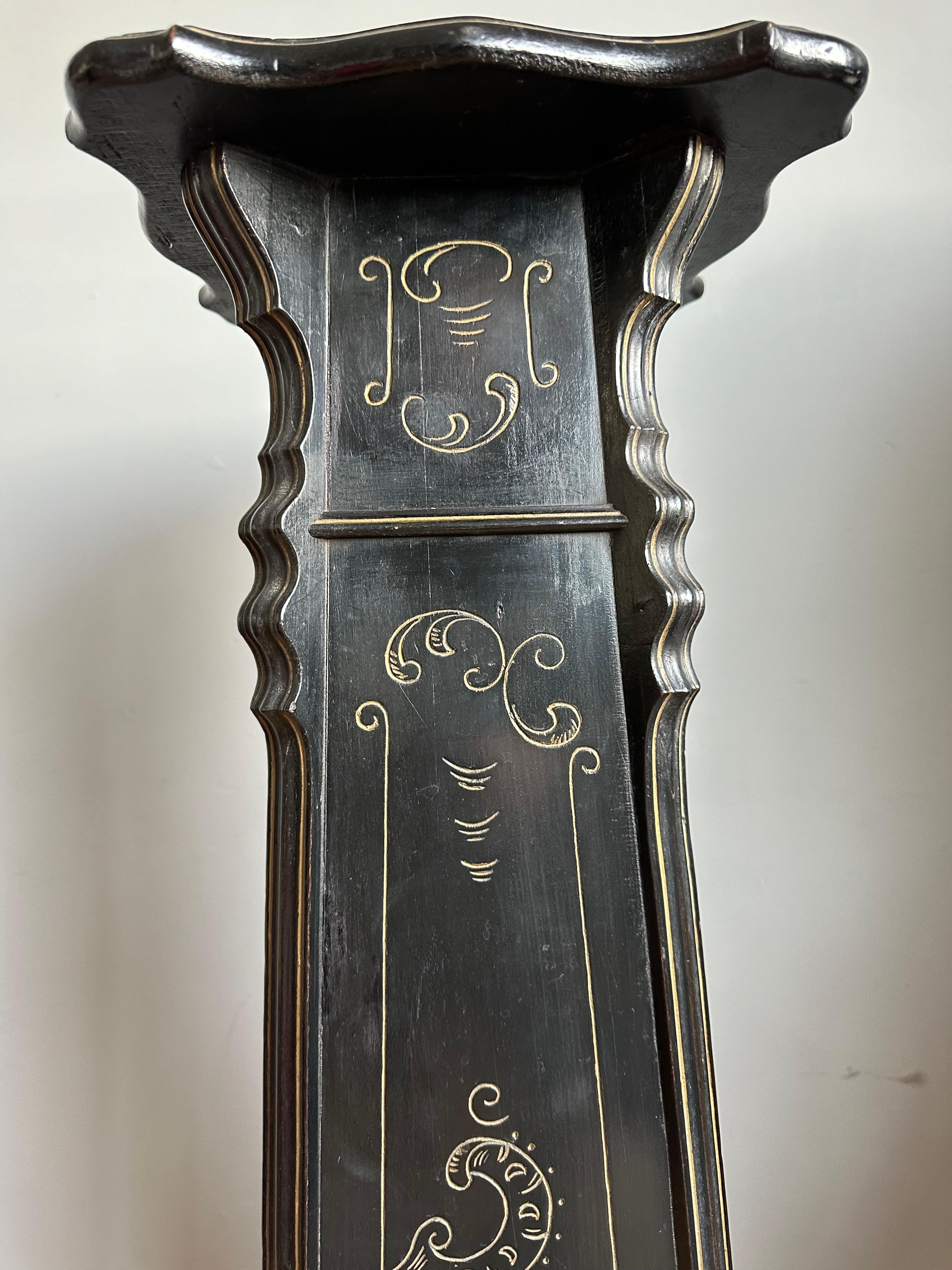 Stylish and Great Antique, Ebonized Flower, Plant or Sculpture Stand / Pedestal For Sale 6